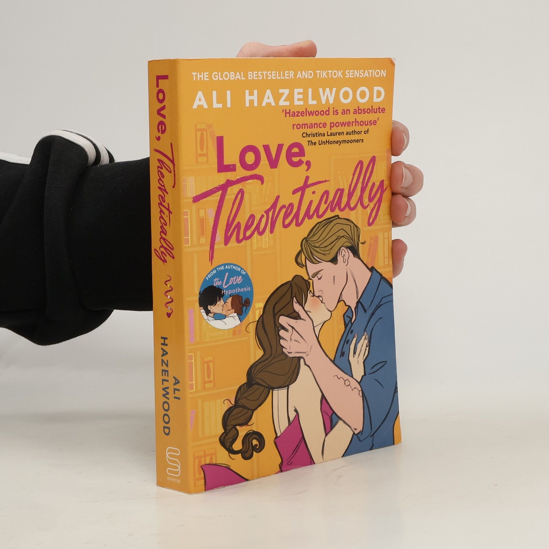 Ali Hazelwood Love, Theoretically
