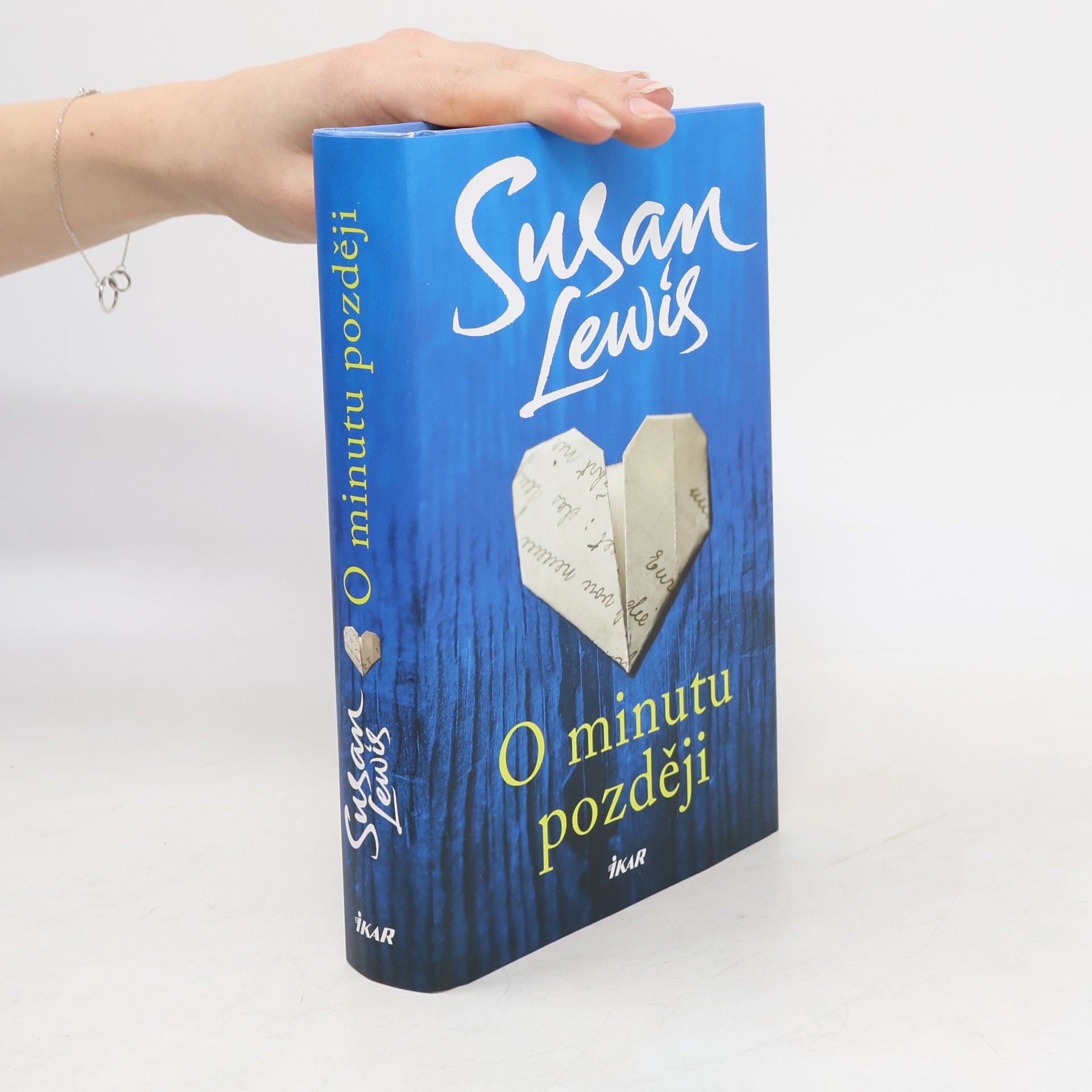 Susan Lewis O minutu později