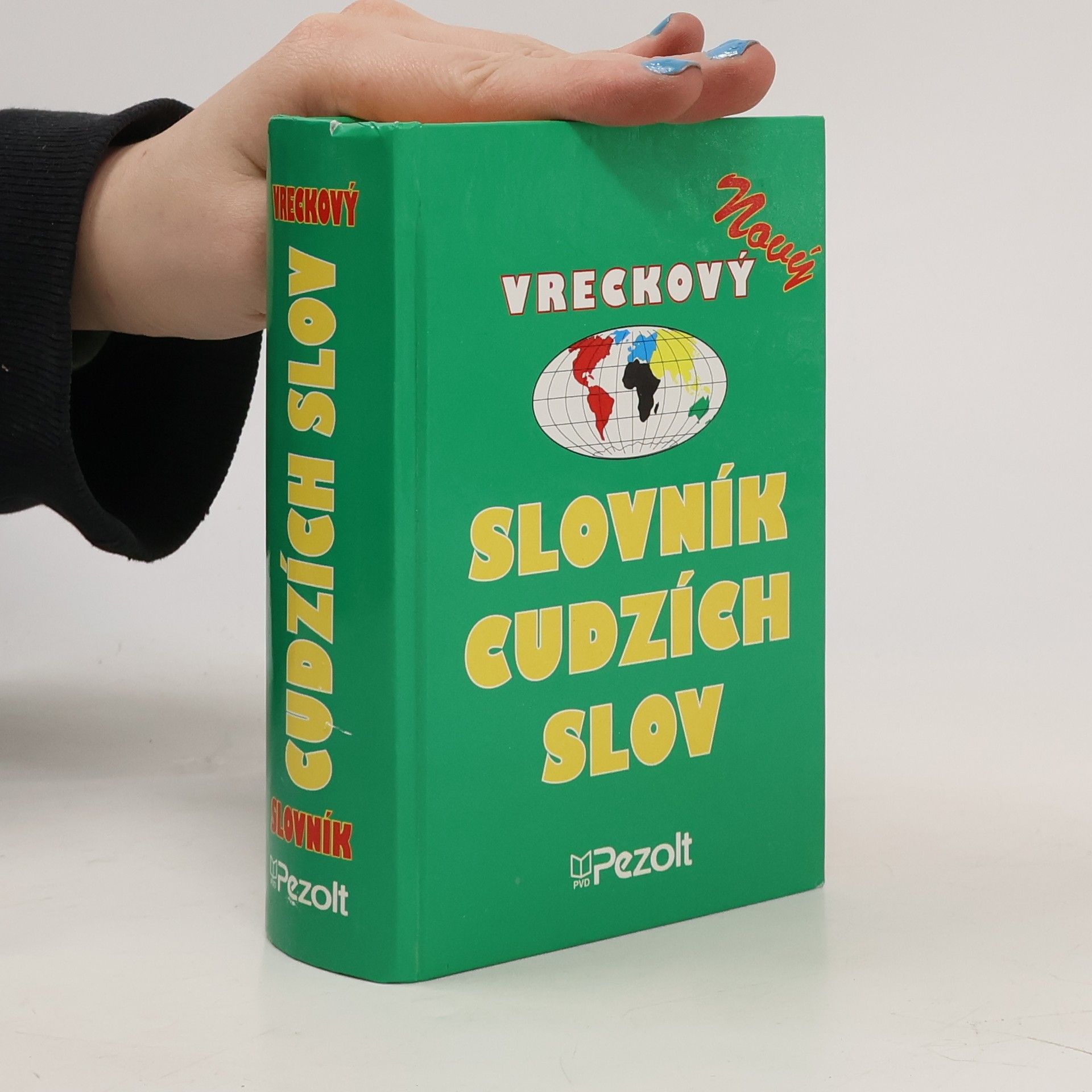 Zoltán Petráš Nový vreckový slovník cudzích slov