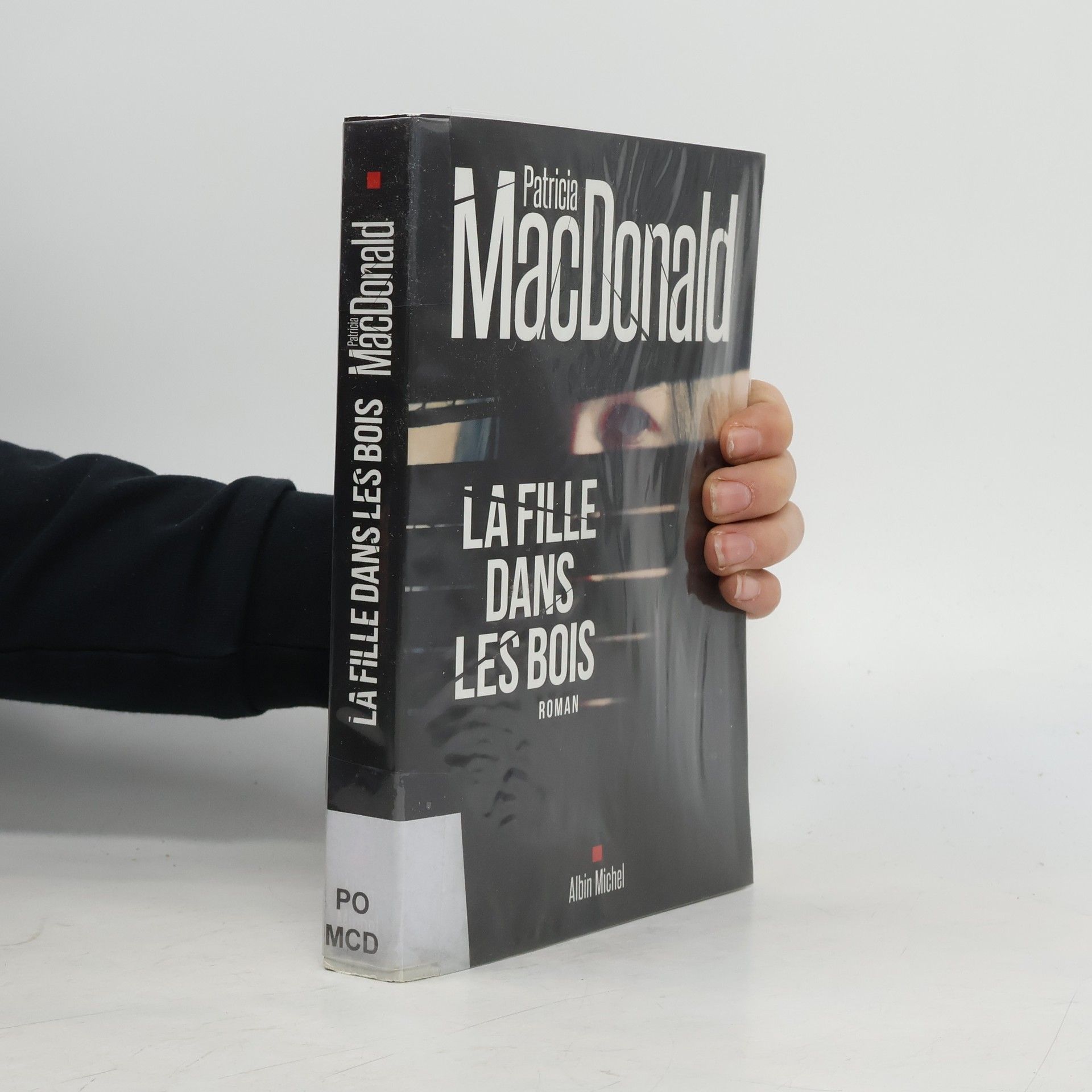 La fille dans les bois