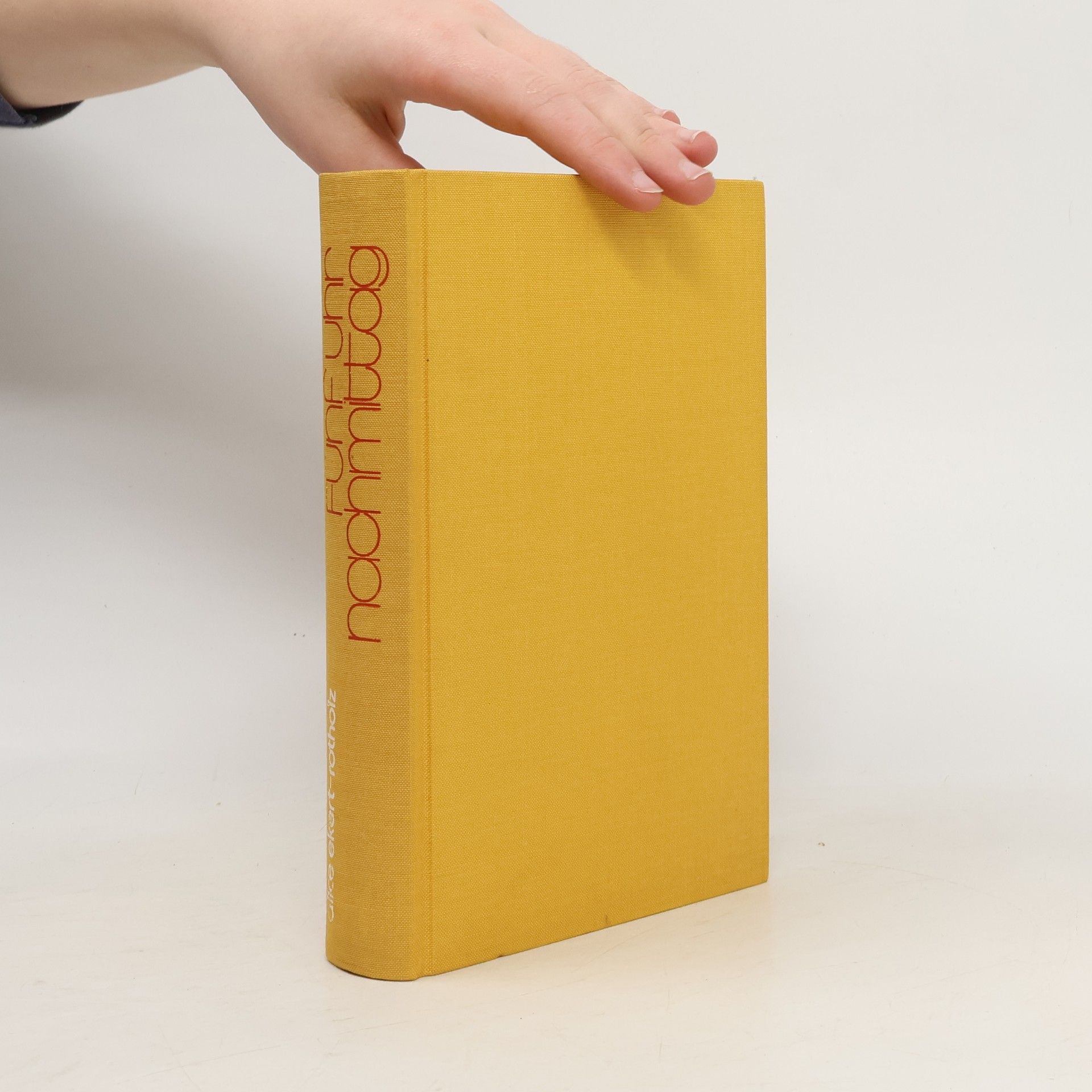 Fünf Uhr Nachmittag