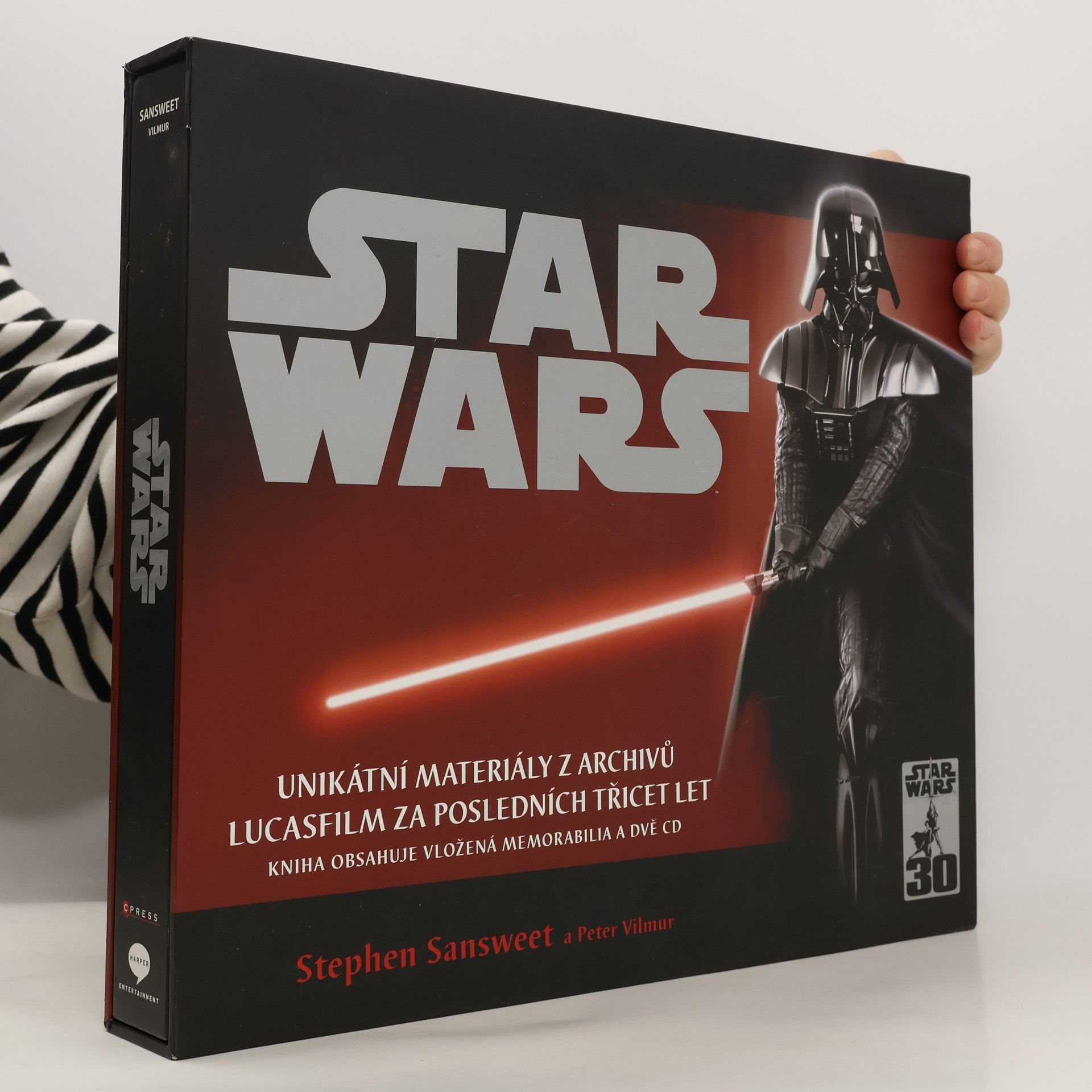 Stephen J. Sansweet Star Wars: Unikátní materiály z archivů společnosti Lucasfilm za posledních třicet let