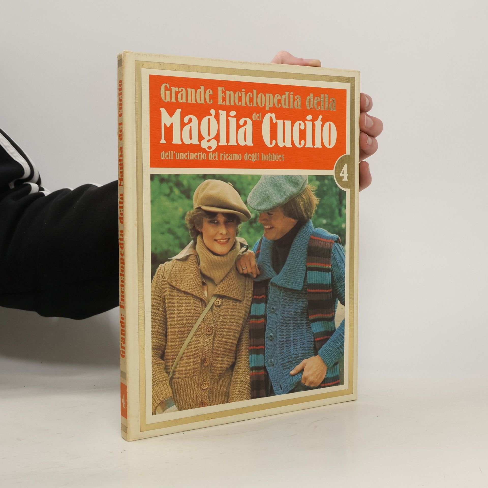 Kolektiv autorů Grande Enciclopedia della Maglia del Cucito dell'uncinetto del ricamo degli hobbies 4