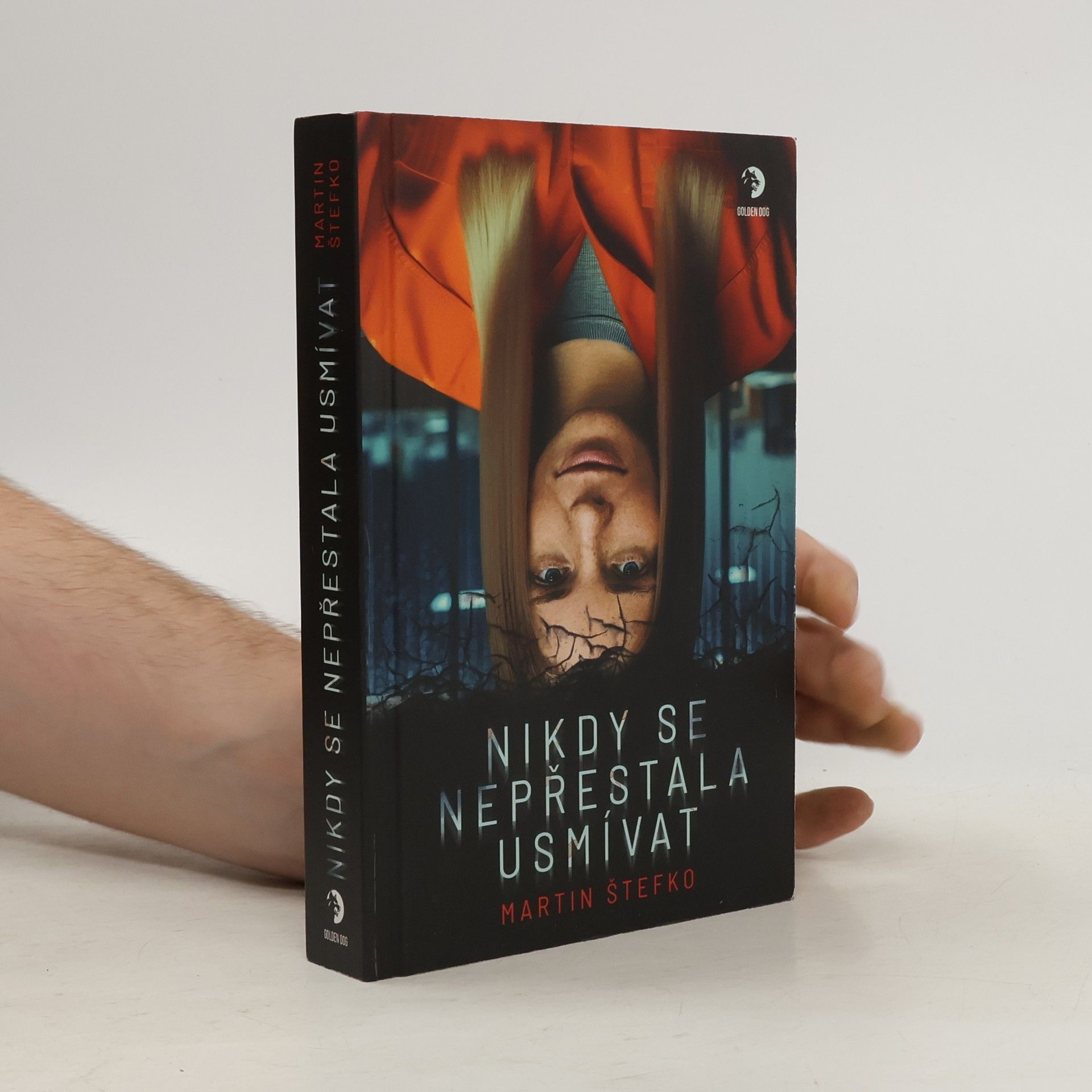 Martin S̆tefko Nikdy se nepřestala usmívat
