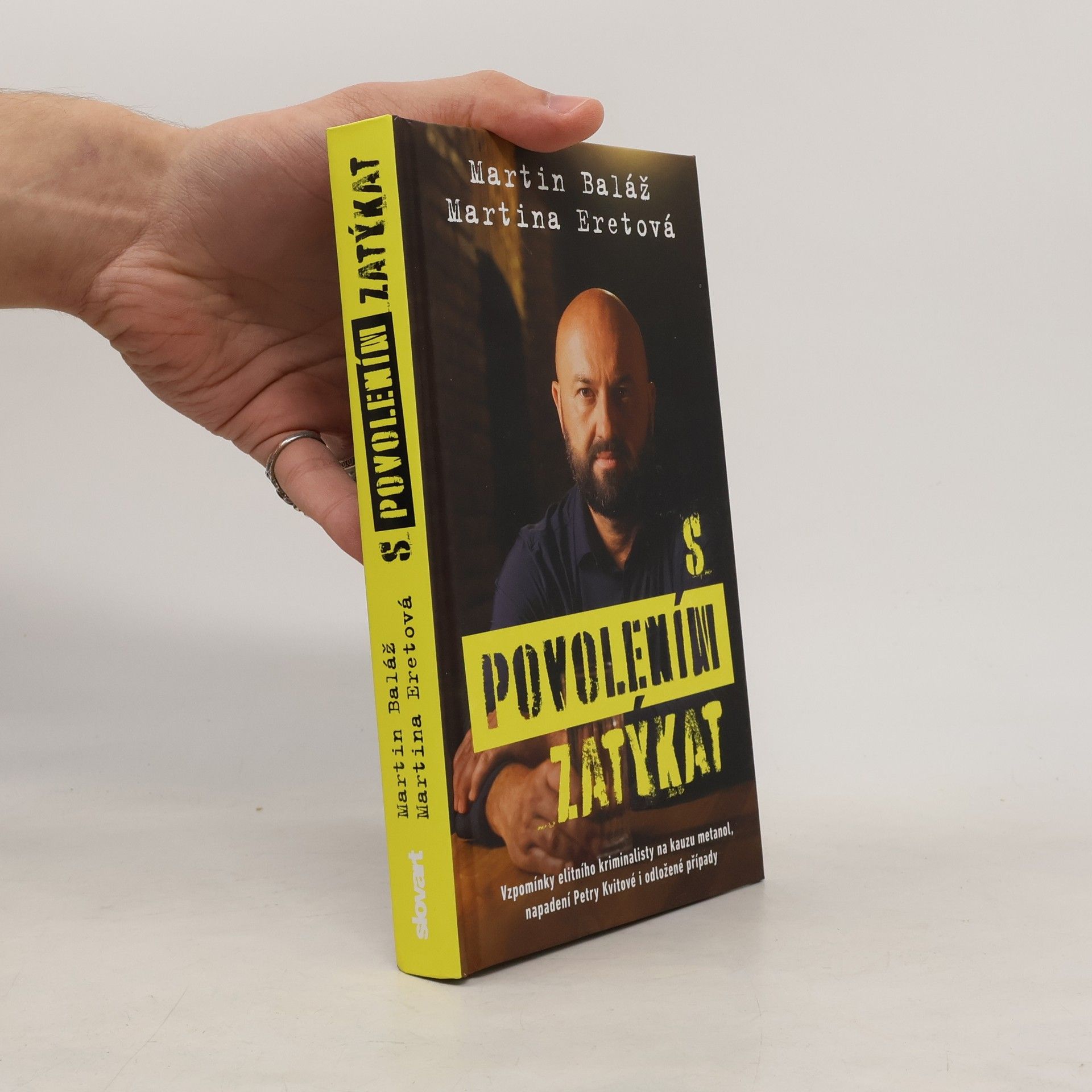 S povolením zatýkat