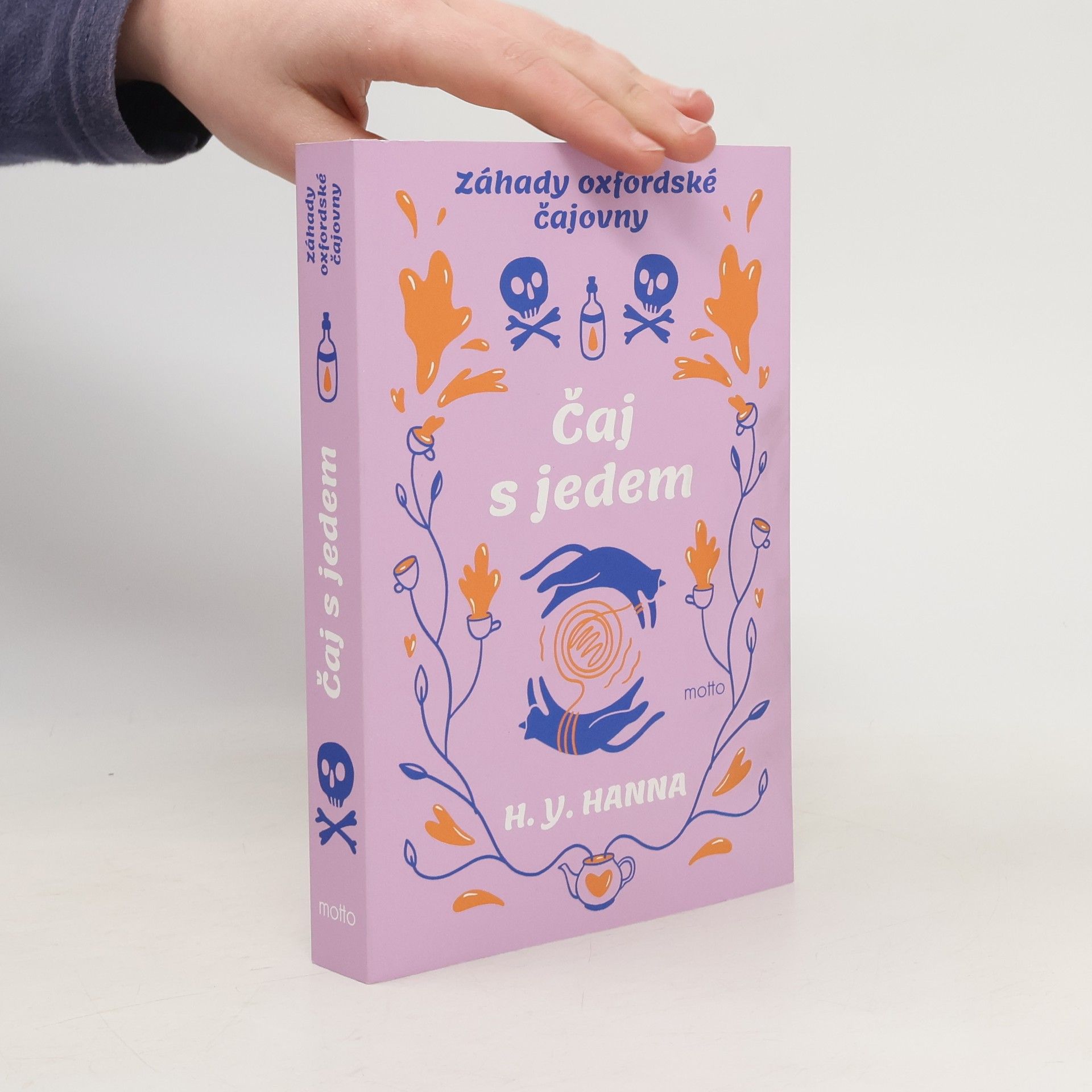 Záhady oxfordské čajovny. Čaj s jedem