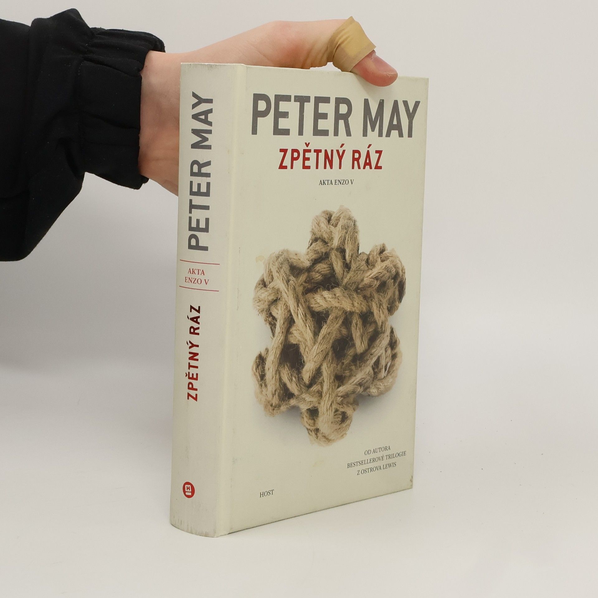 Peter May Zpětný ráz