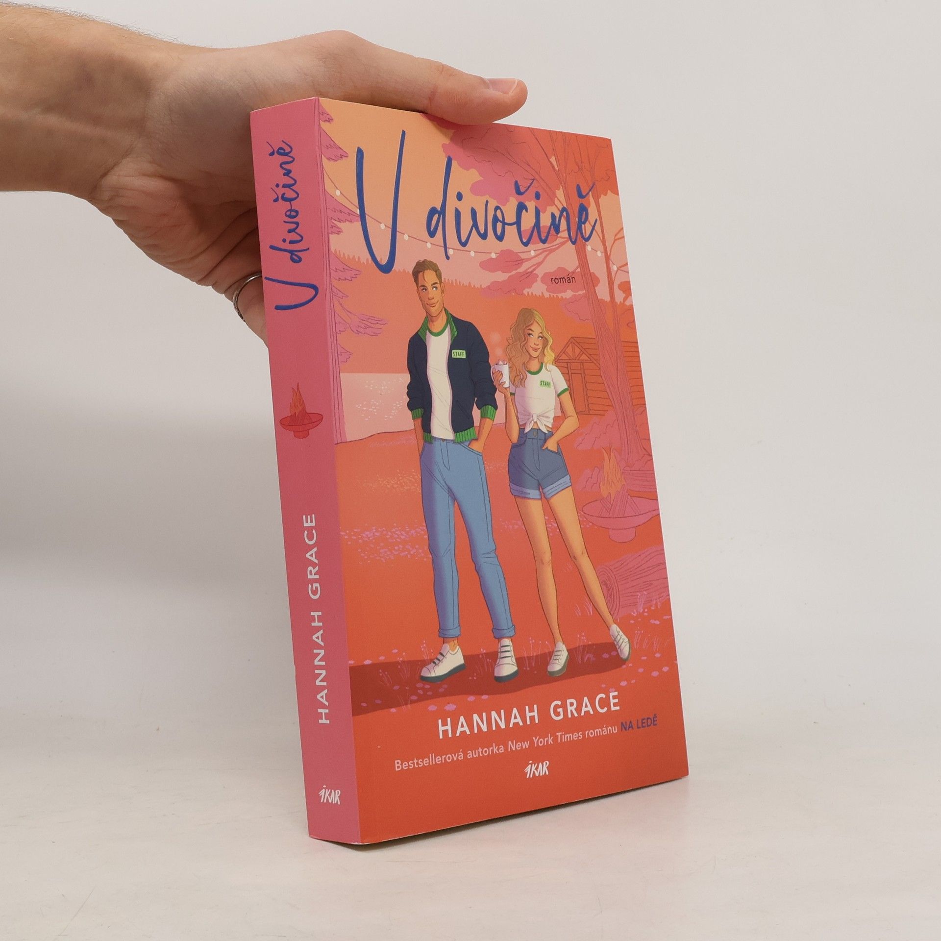 Hannah Grace V divočině