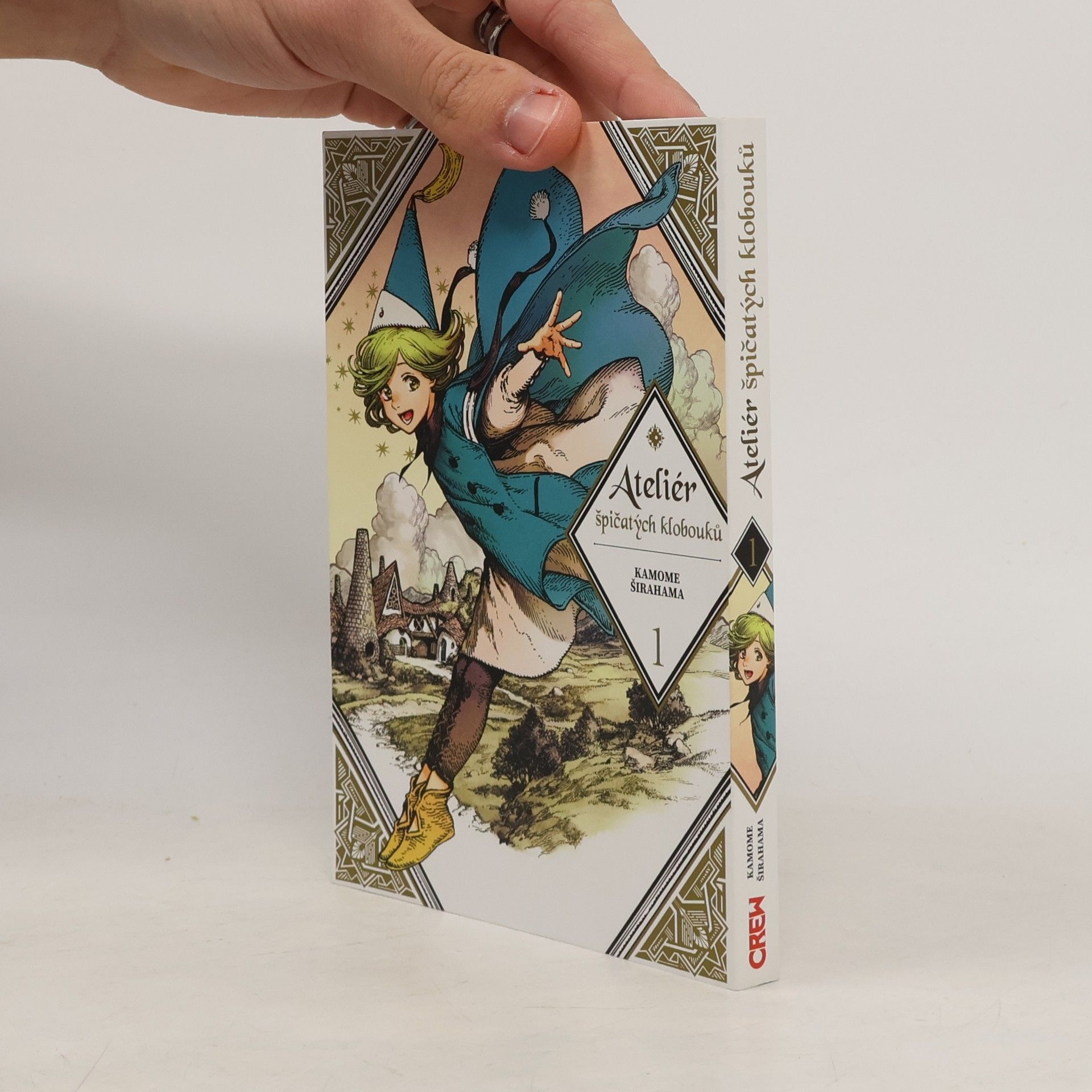 Kamome Širahama Ateliér špičatých klobouků 1