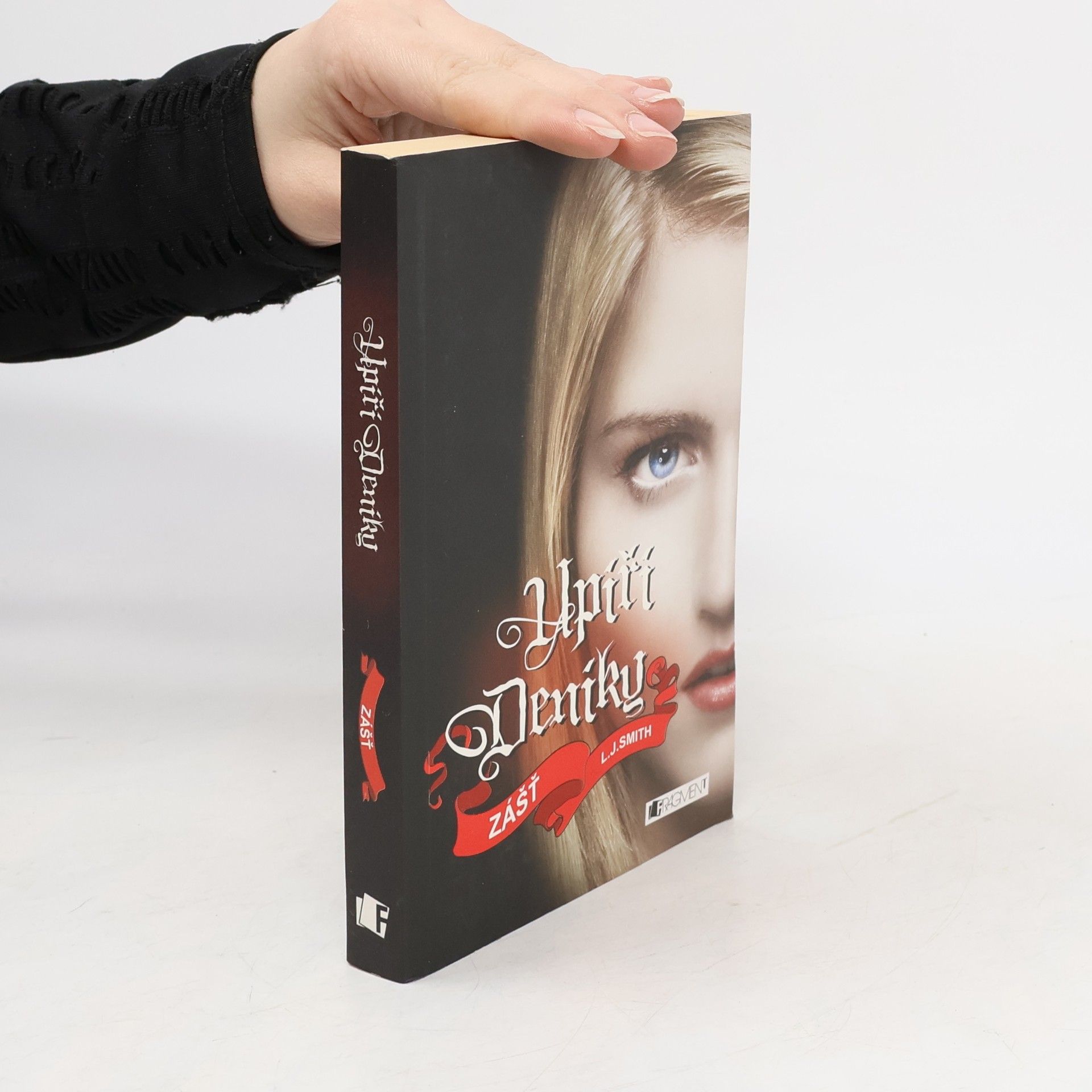 Lisa Jane Smith Upíří deníky. Zášť