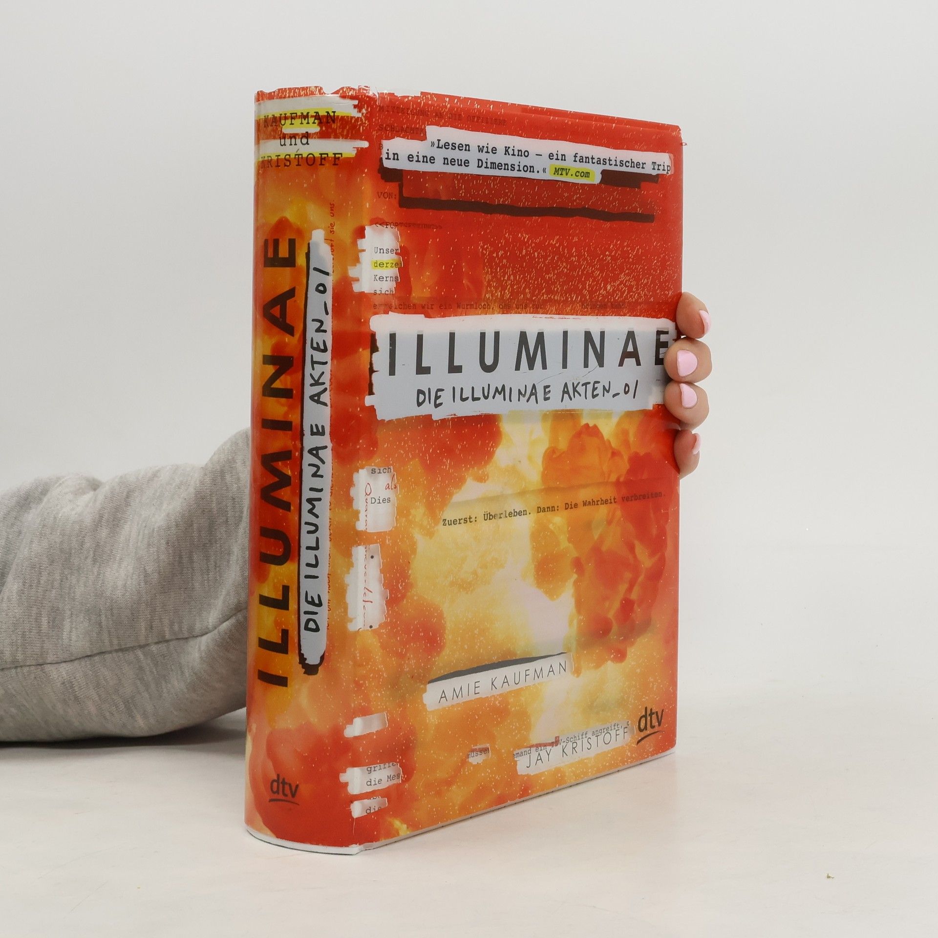 Amie Kaufman Illuminae