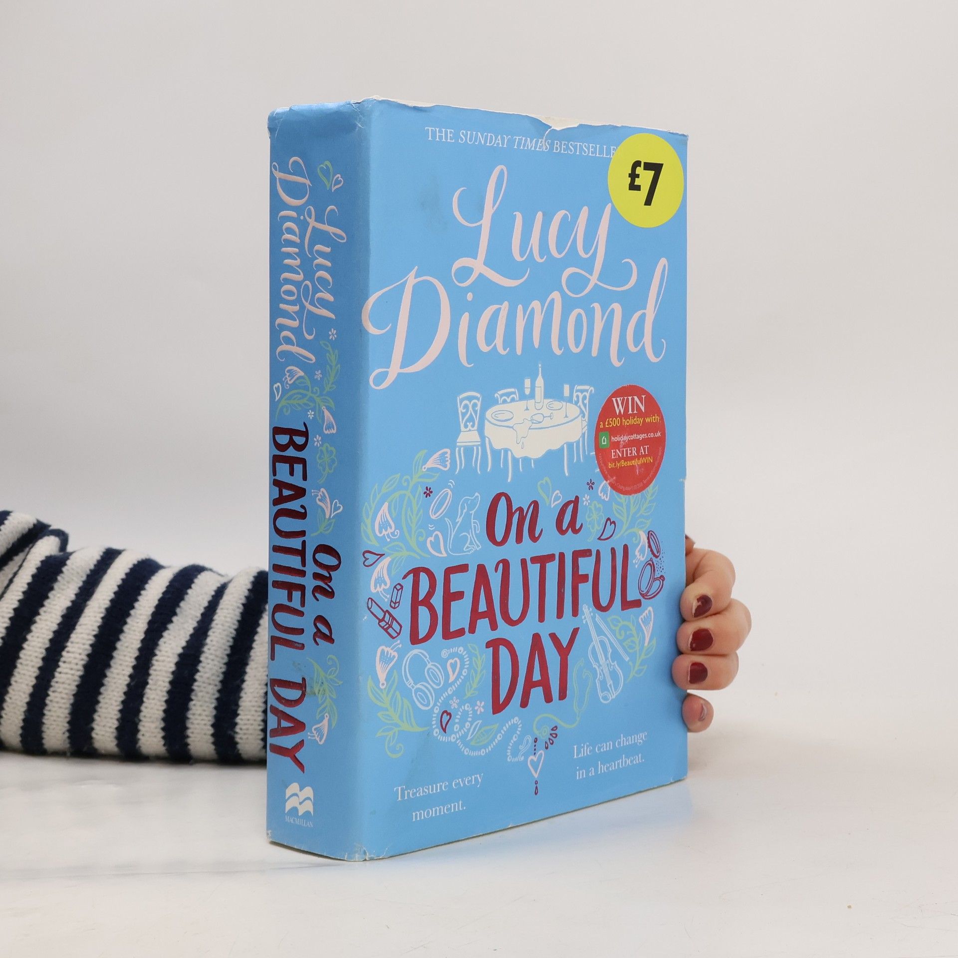 Sue Mongredien On a Beautiful Day