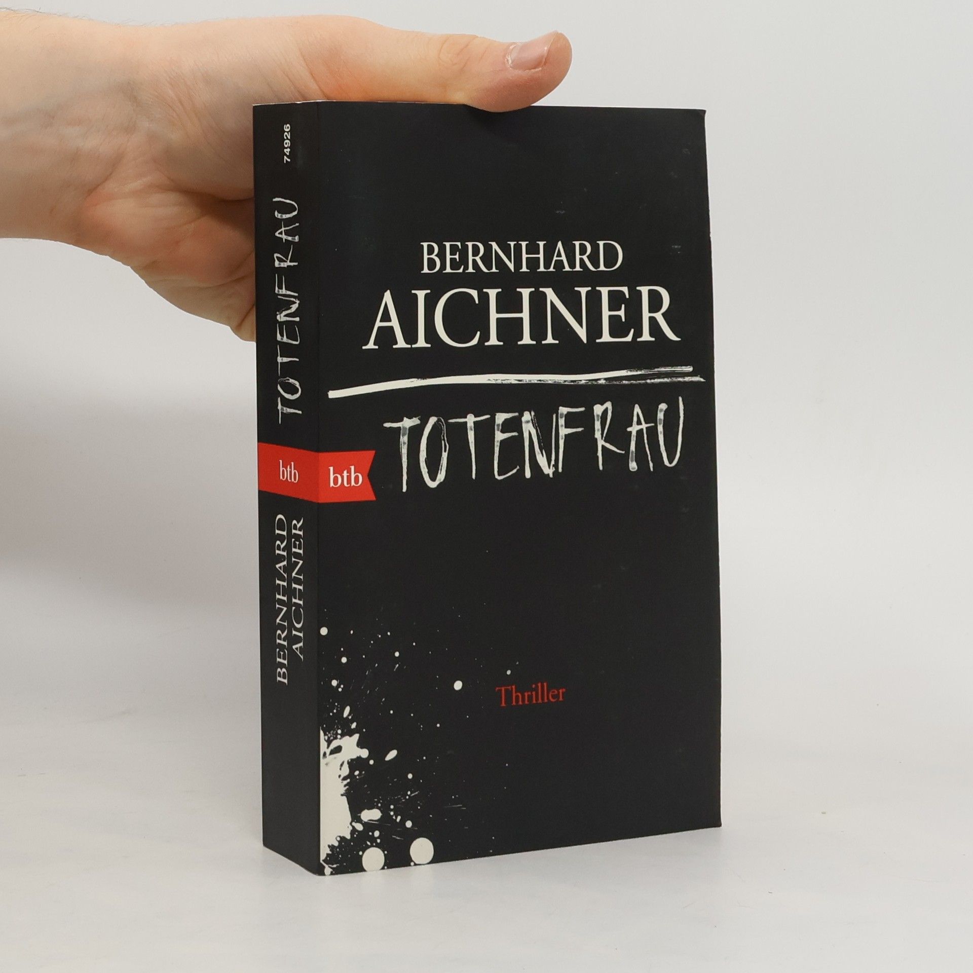 Bernhard Aichner Totenfrau