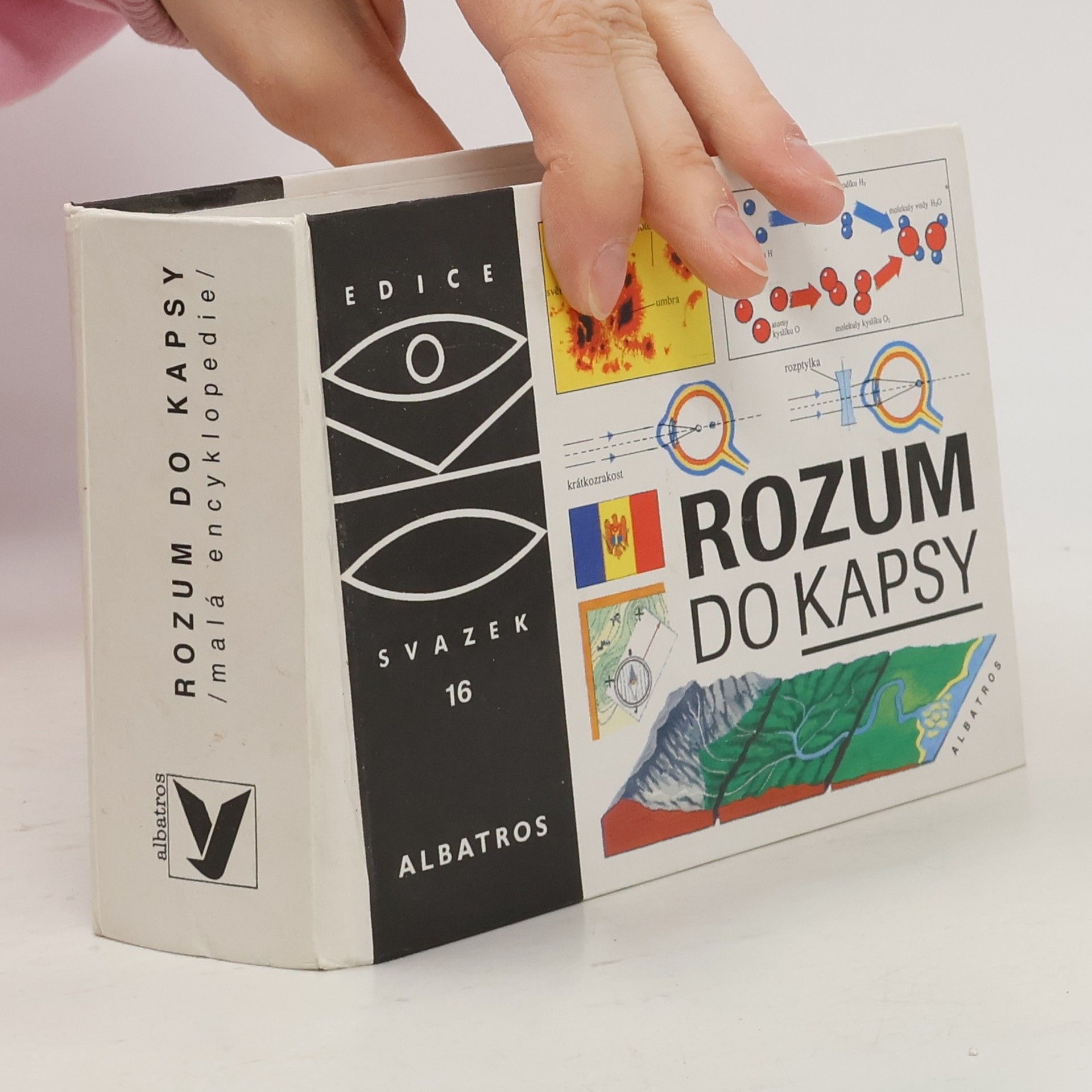 Auteurscollectief Rozum do kapsy