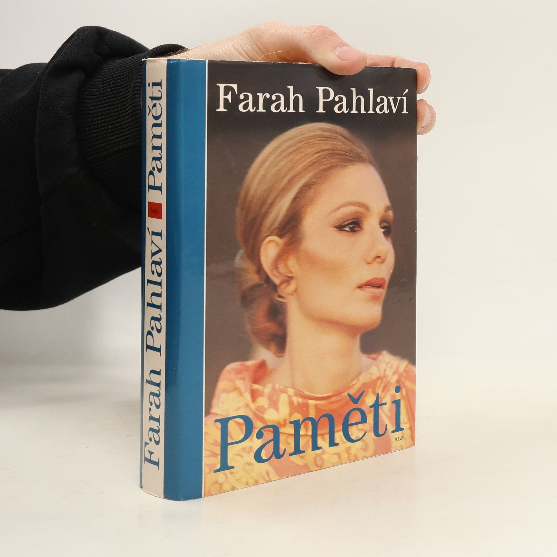 Farah Pahlavi Paměti