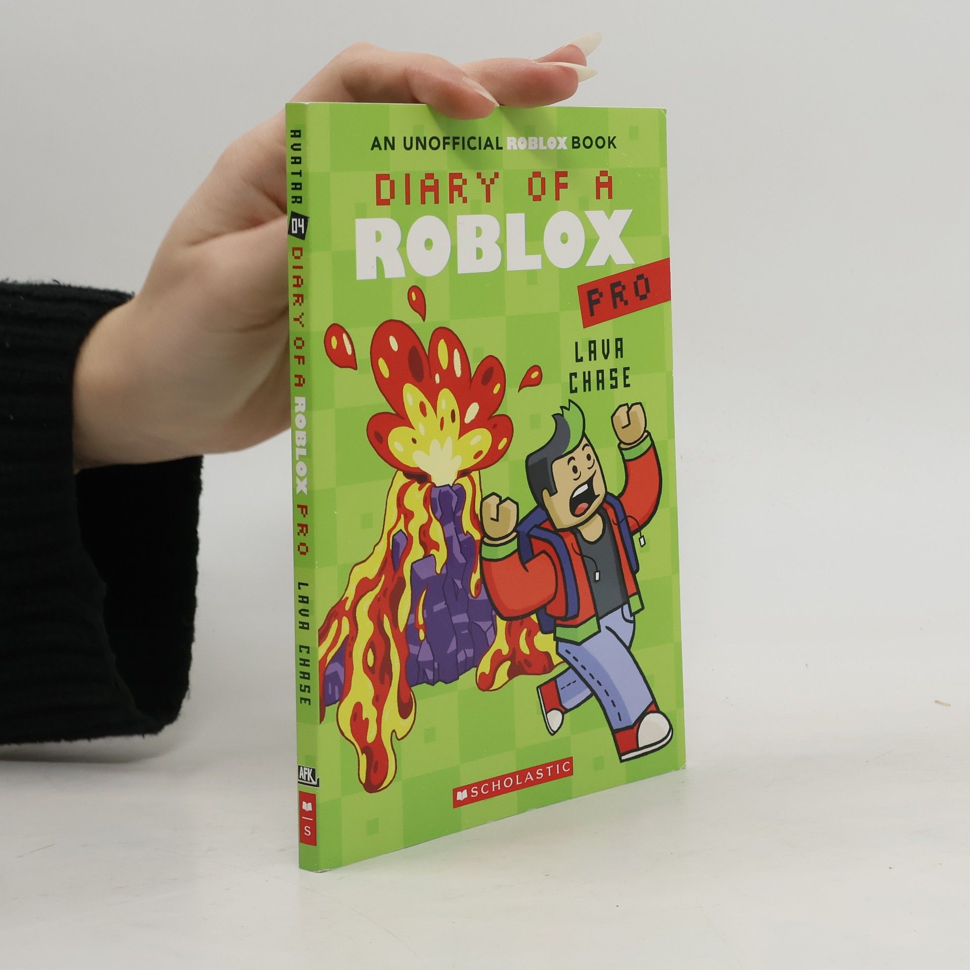 Lava Chase (Diary of a Roblox Pro #4: An Afk Book)