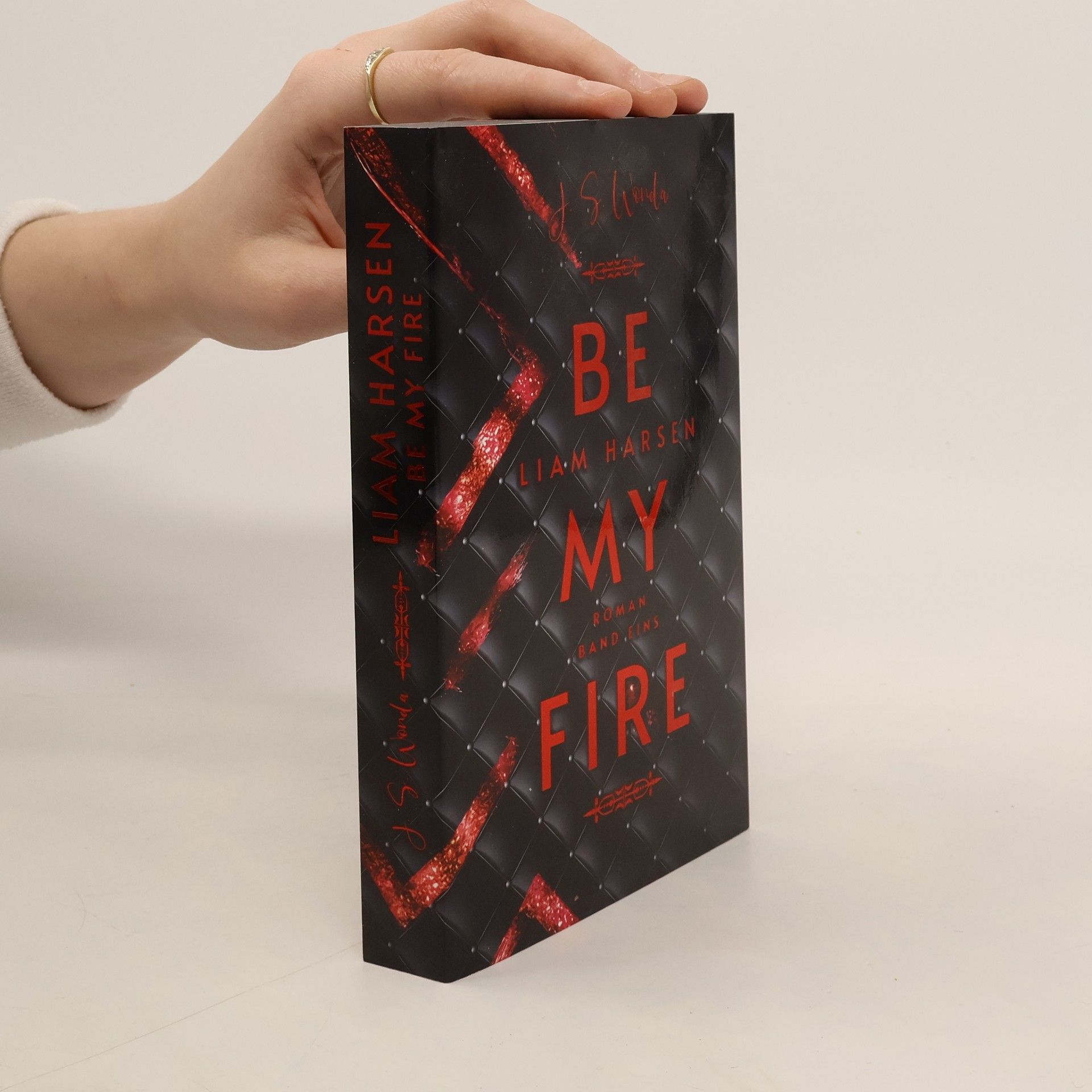 Jane S. Wonda Be My Fire. Liam Harsen