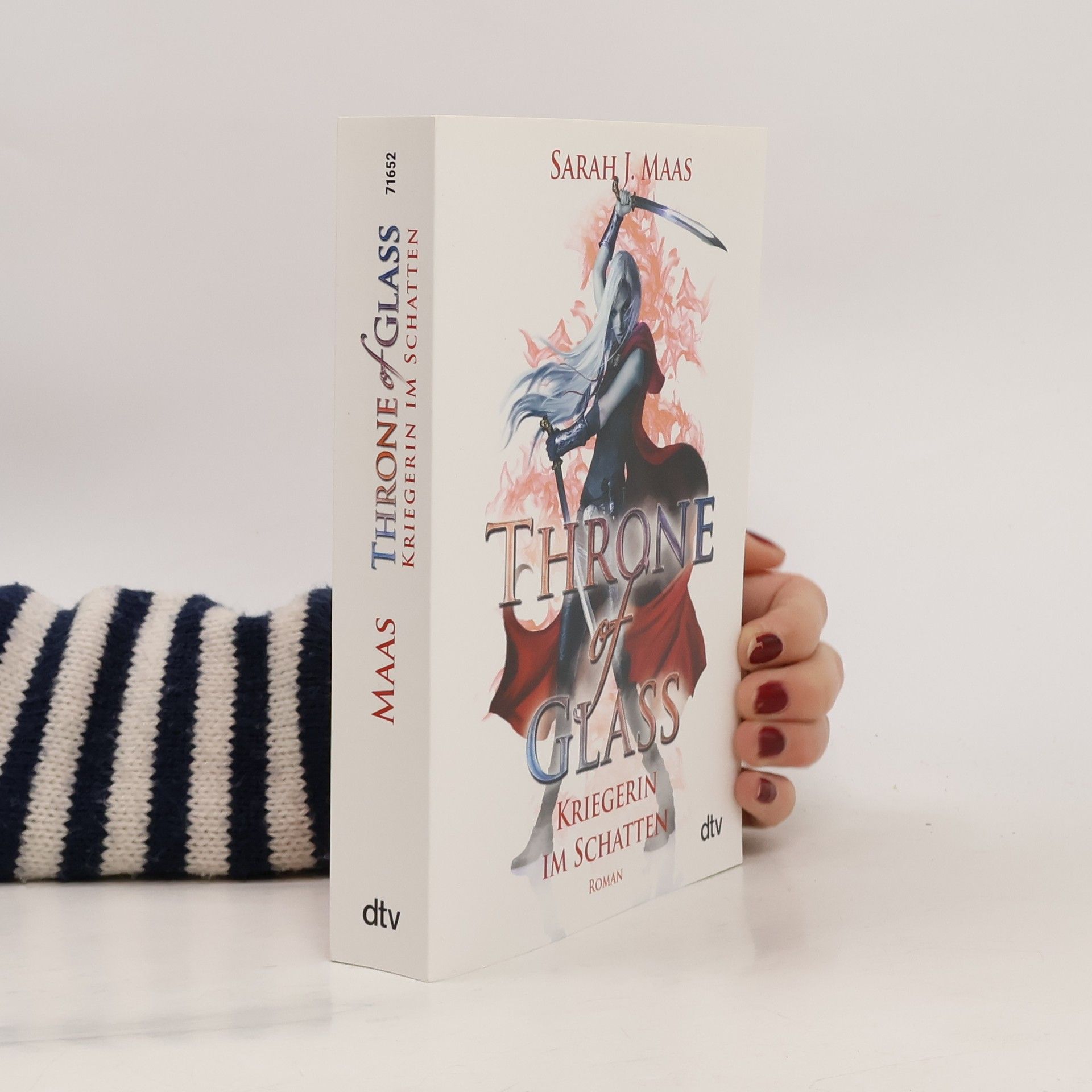 Sarah J. Maas Throne of Glass. Kriegerin im Schatten