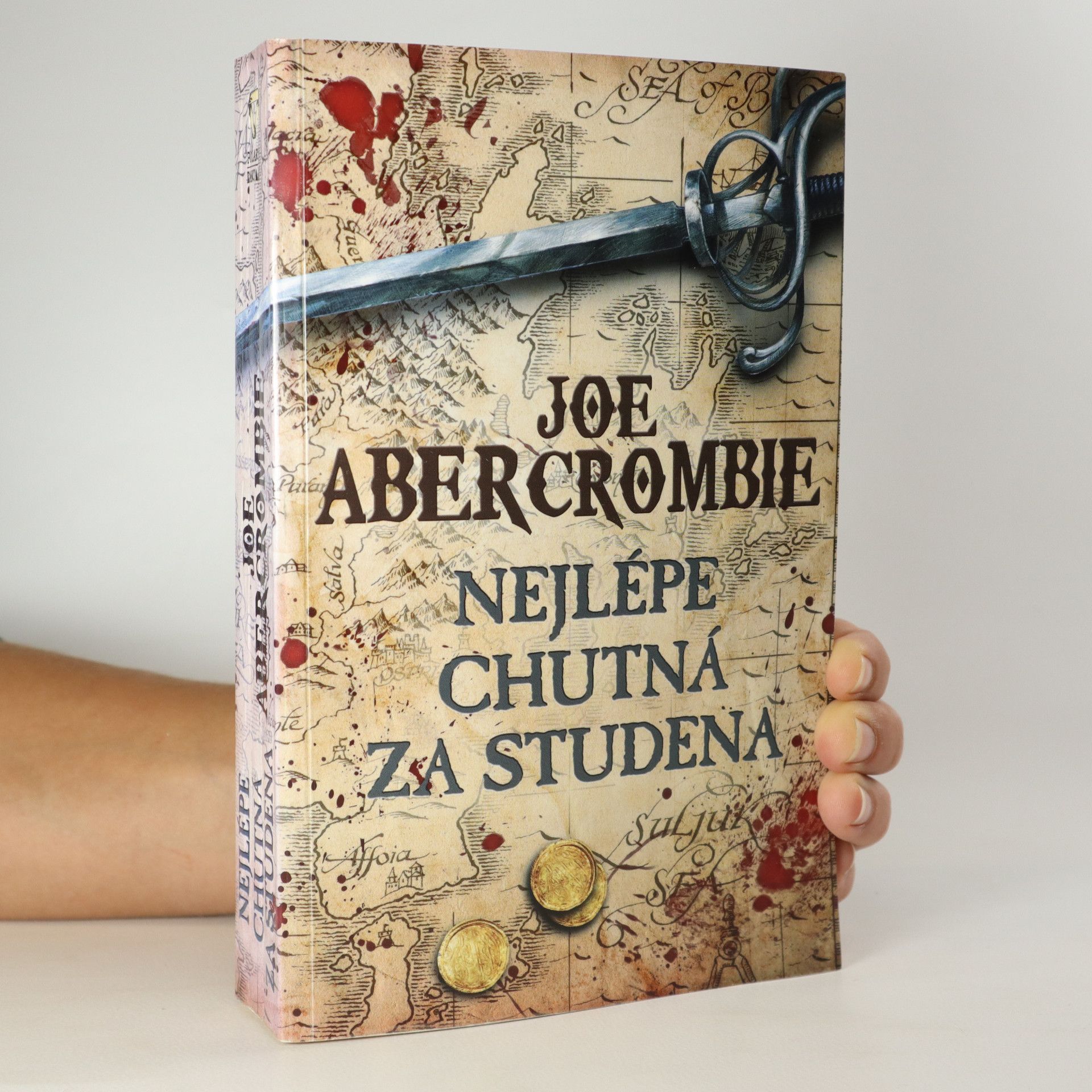 Joe Abercrombie Nejlépe chutná za studena