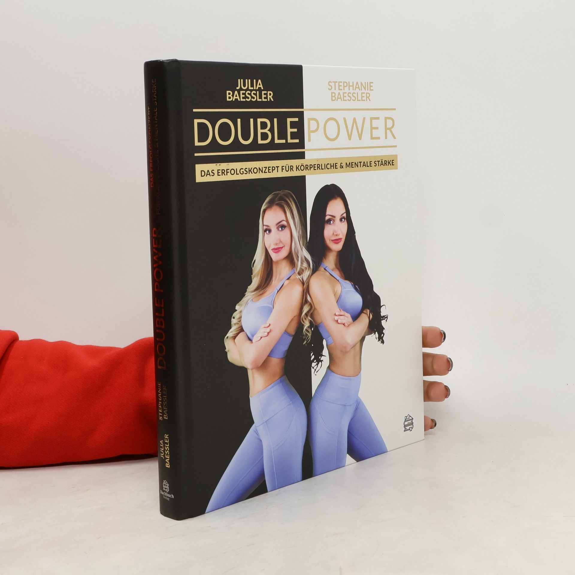 Julia Christine Bäßler Double Power