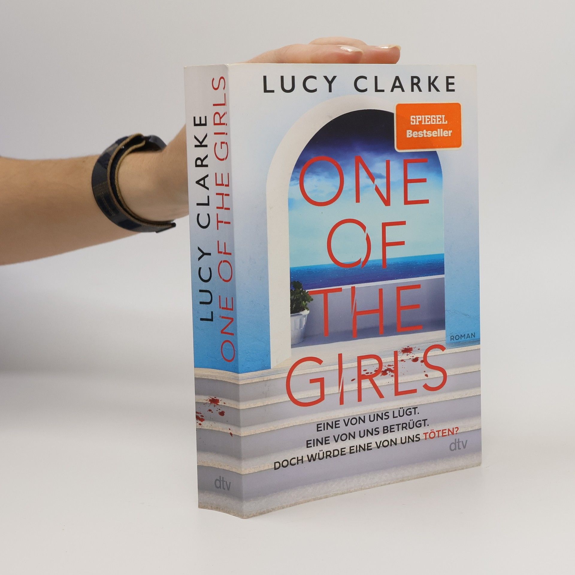 Lucy Clarke One of the Girls