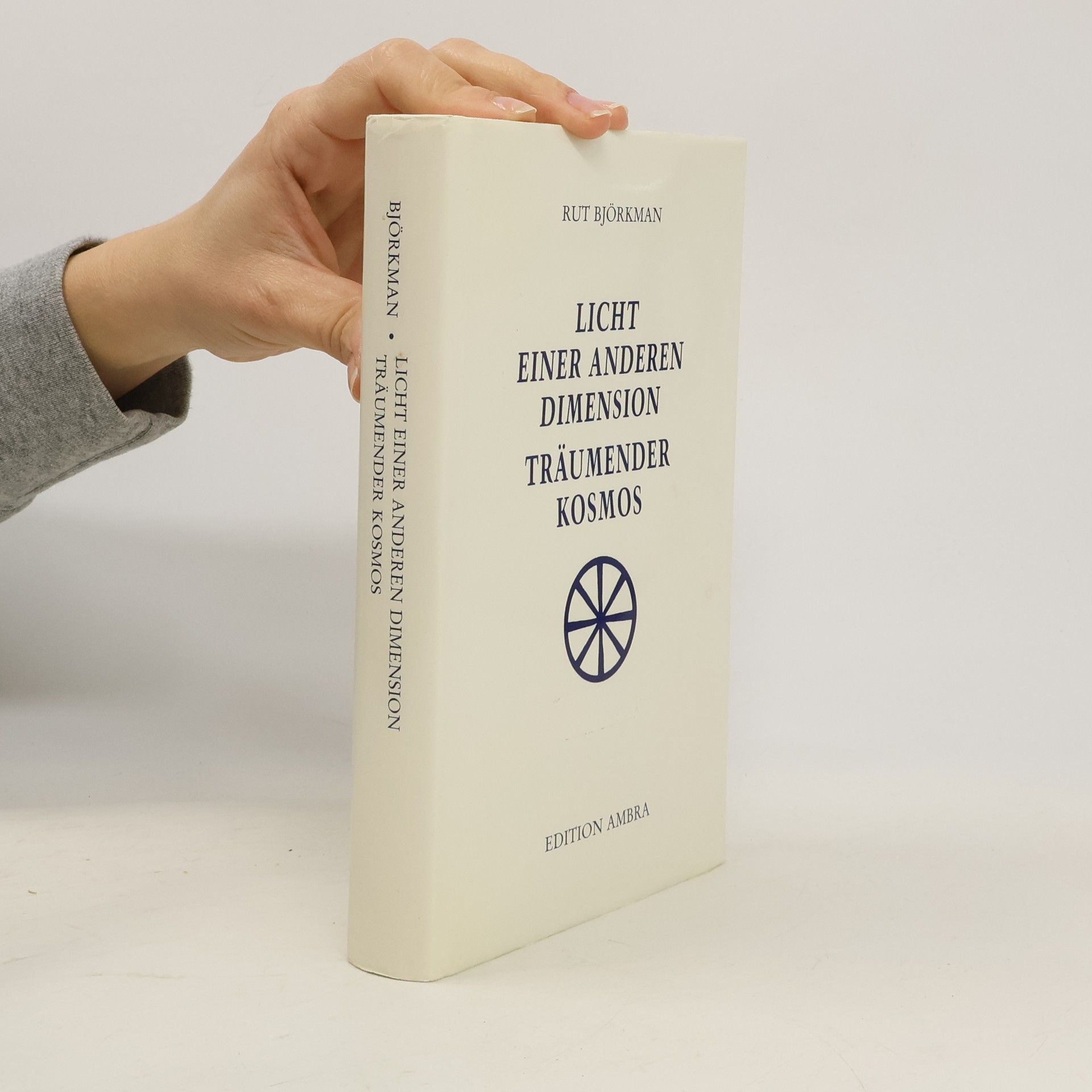 Licht einer anderen Dimension. Traümender Kosmos