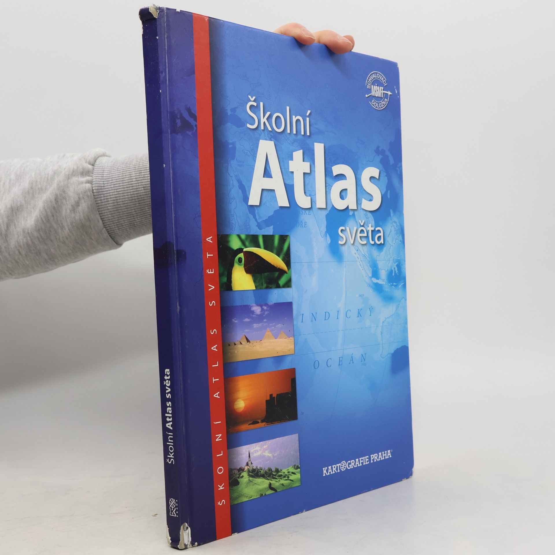 Kolektiv autorů Školní atlas světa