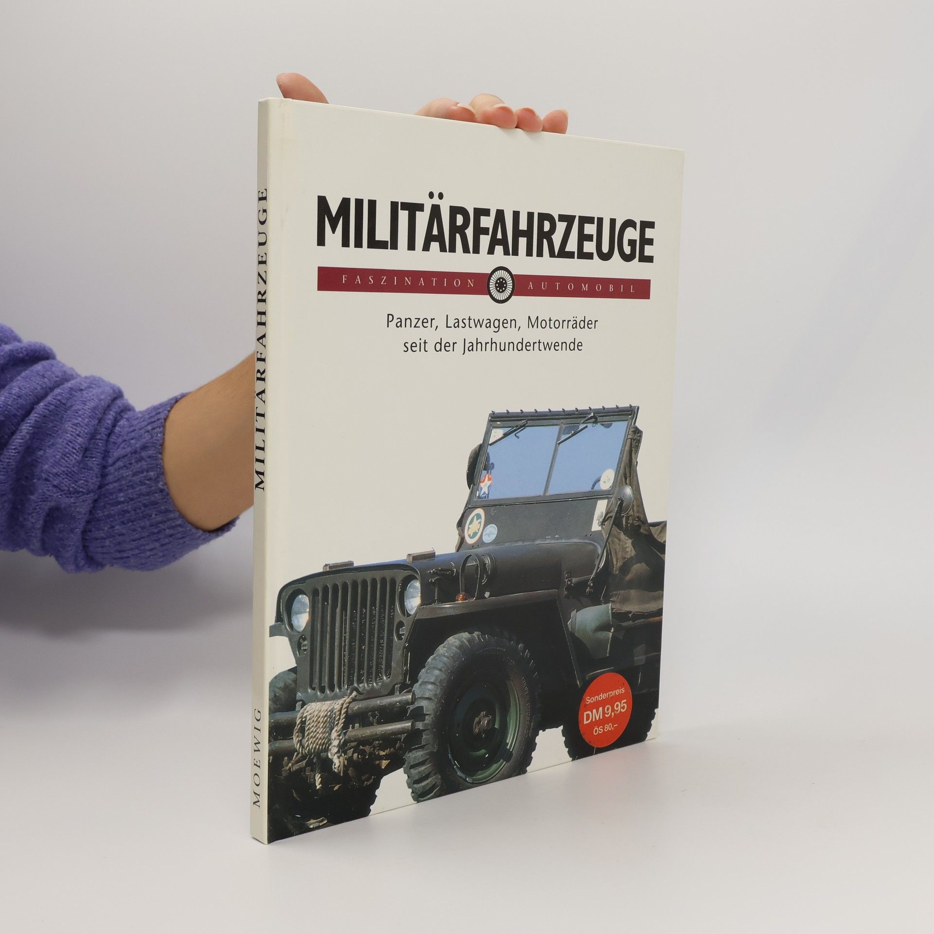 Militärfahrzeuge