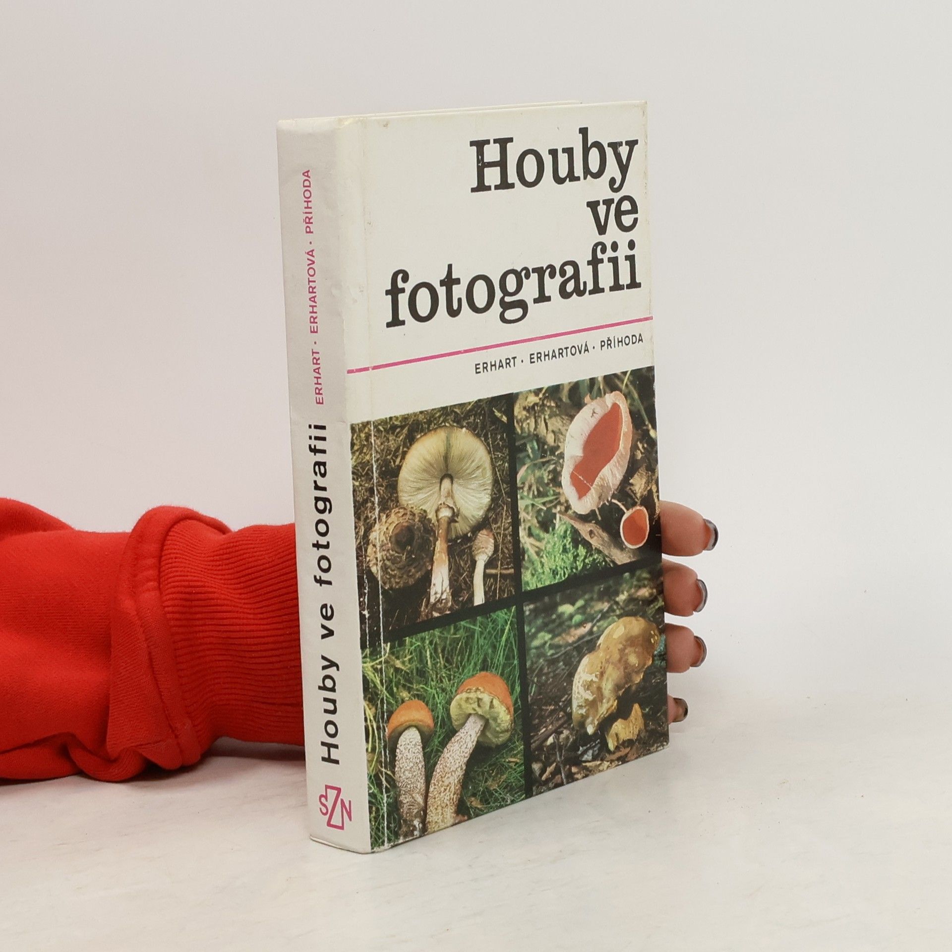 Josef Erhart Houby ve fotografii