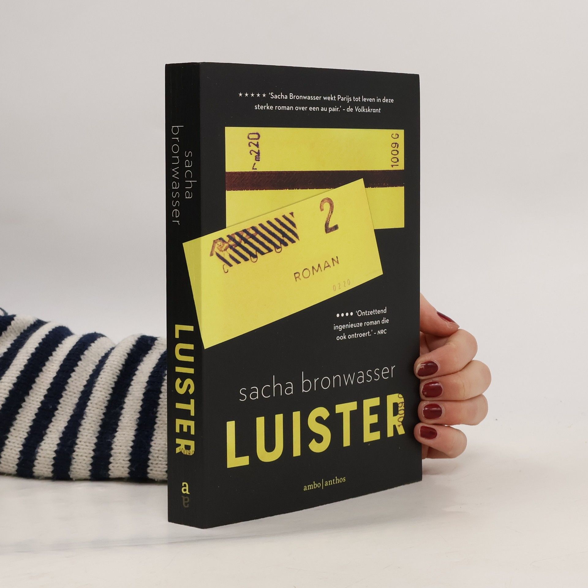 Sacha Bronwasser Luister