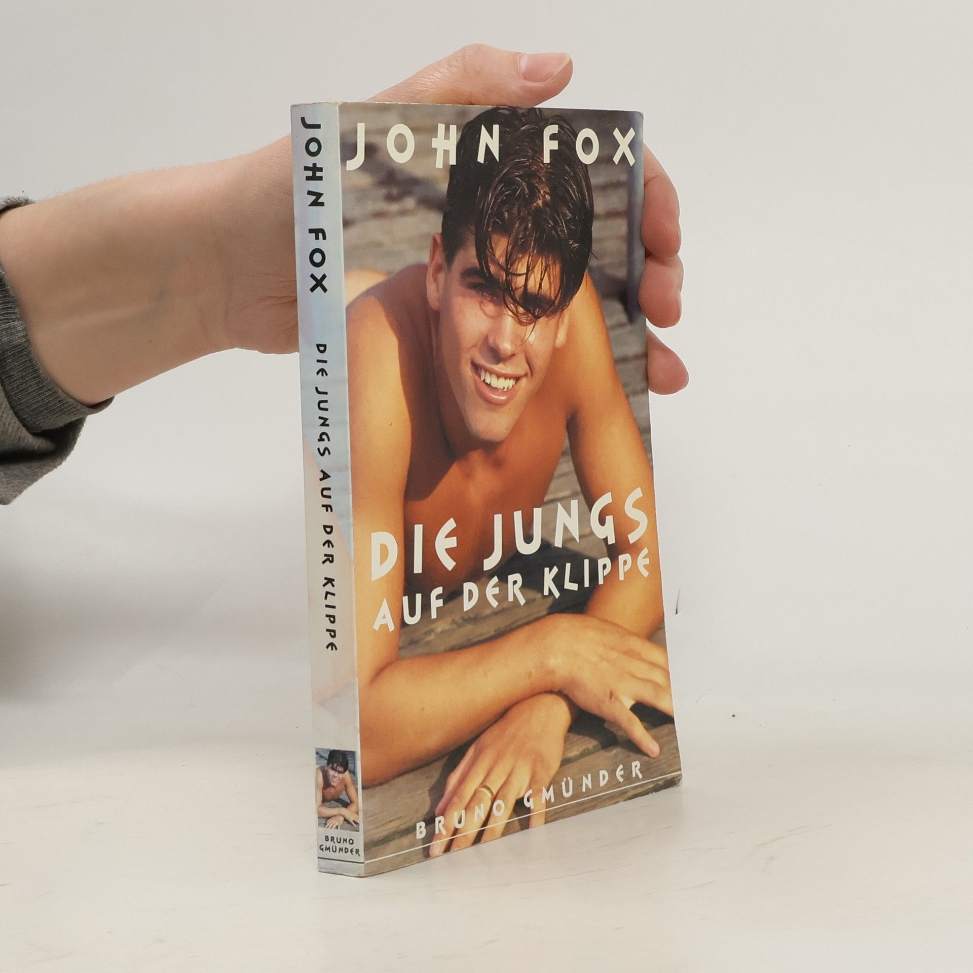 Die Jungs auf der Klippe