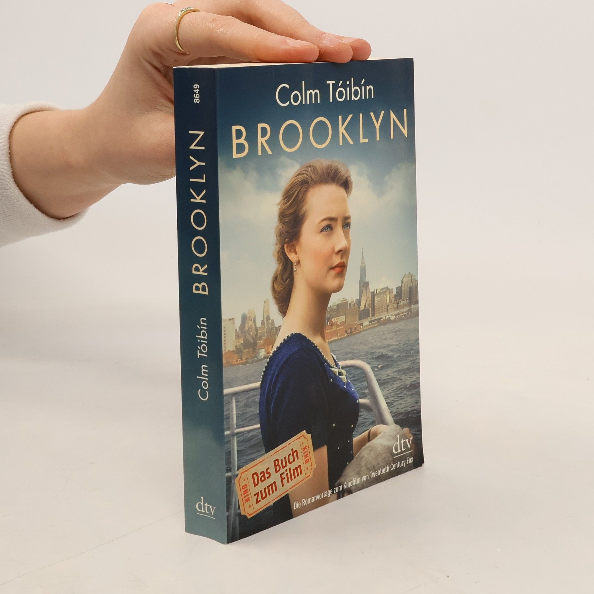 Colm Tóibín Brooklyn