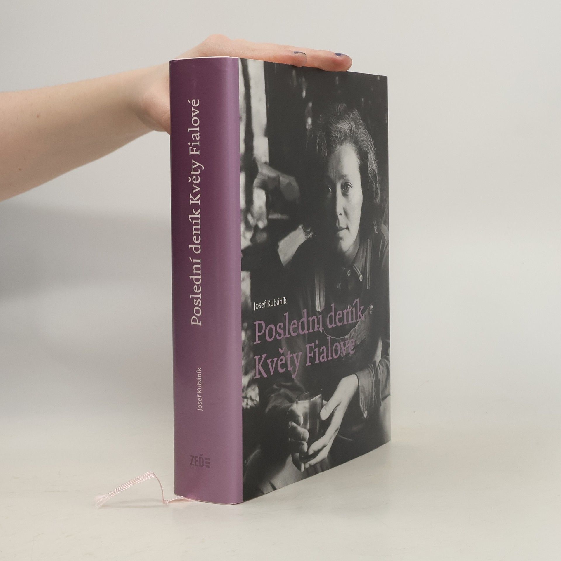 Poslední deník Květy Fialové