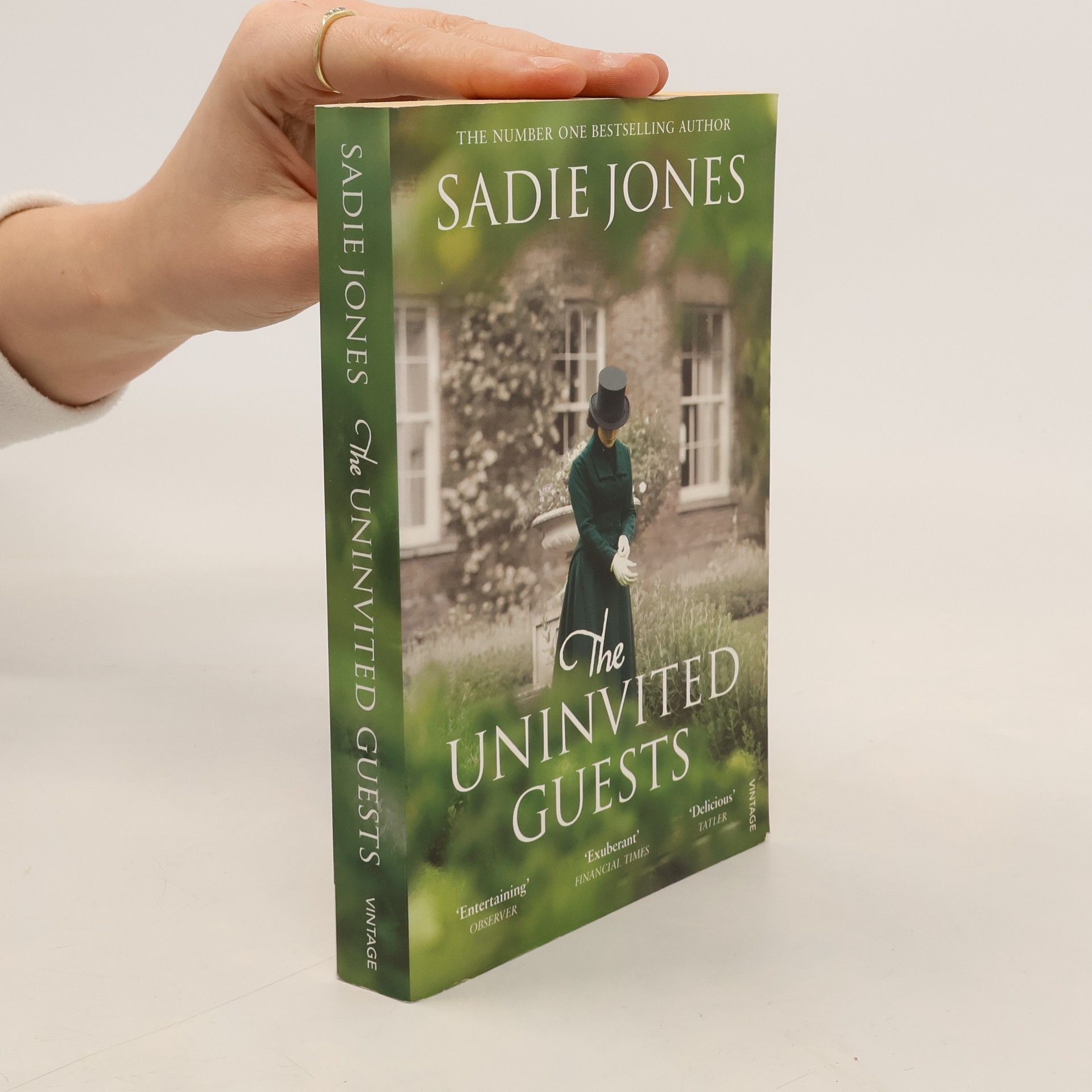 Sadie Jones The Uninvited Guests