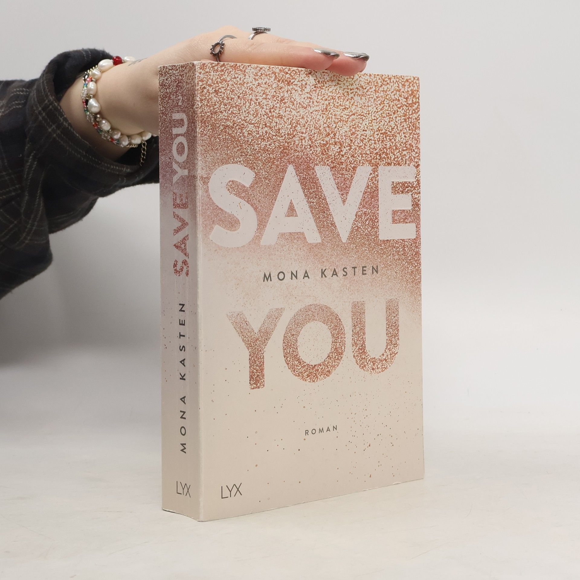 Mona Kasten Save You