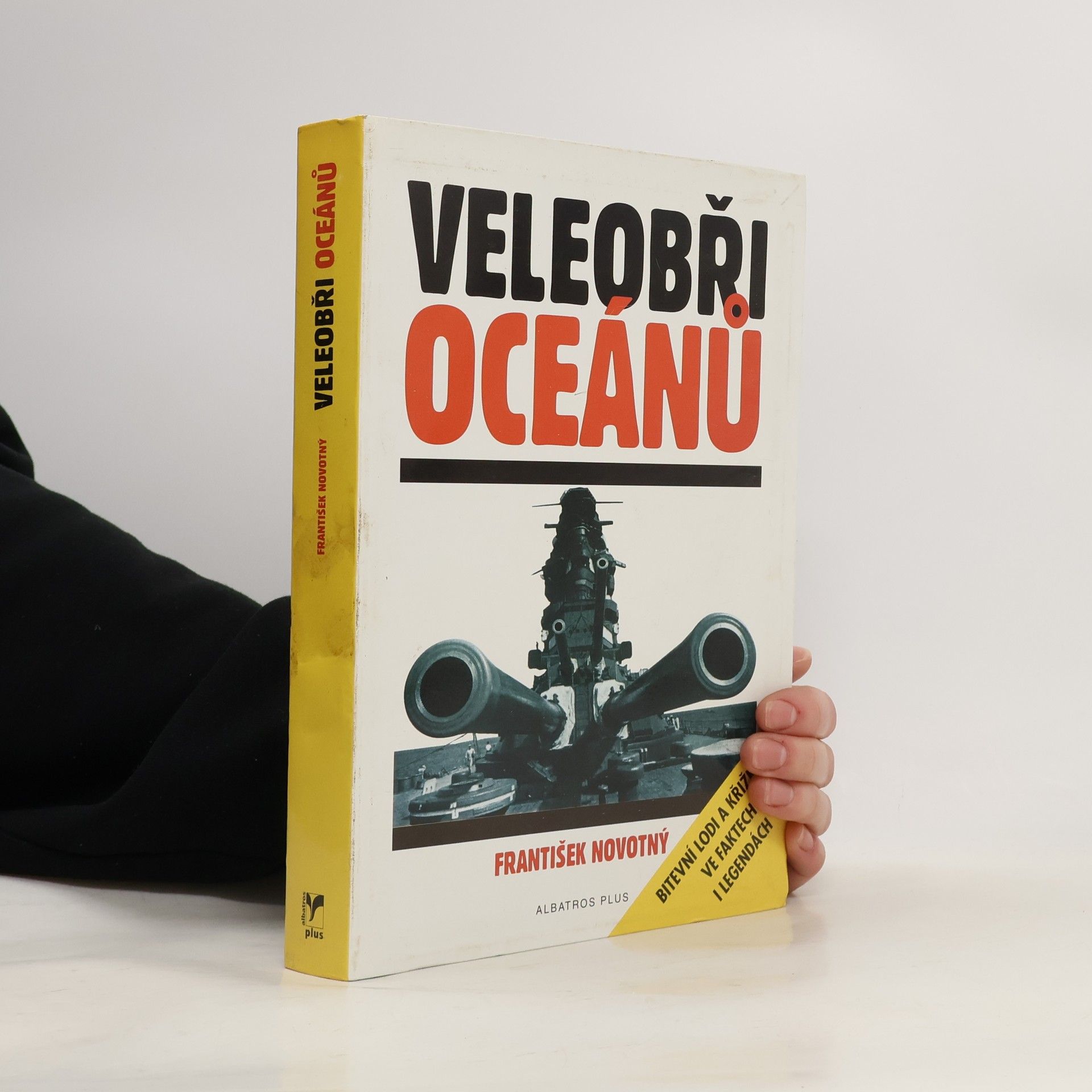 František Novotný Veleobři oceánů