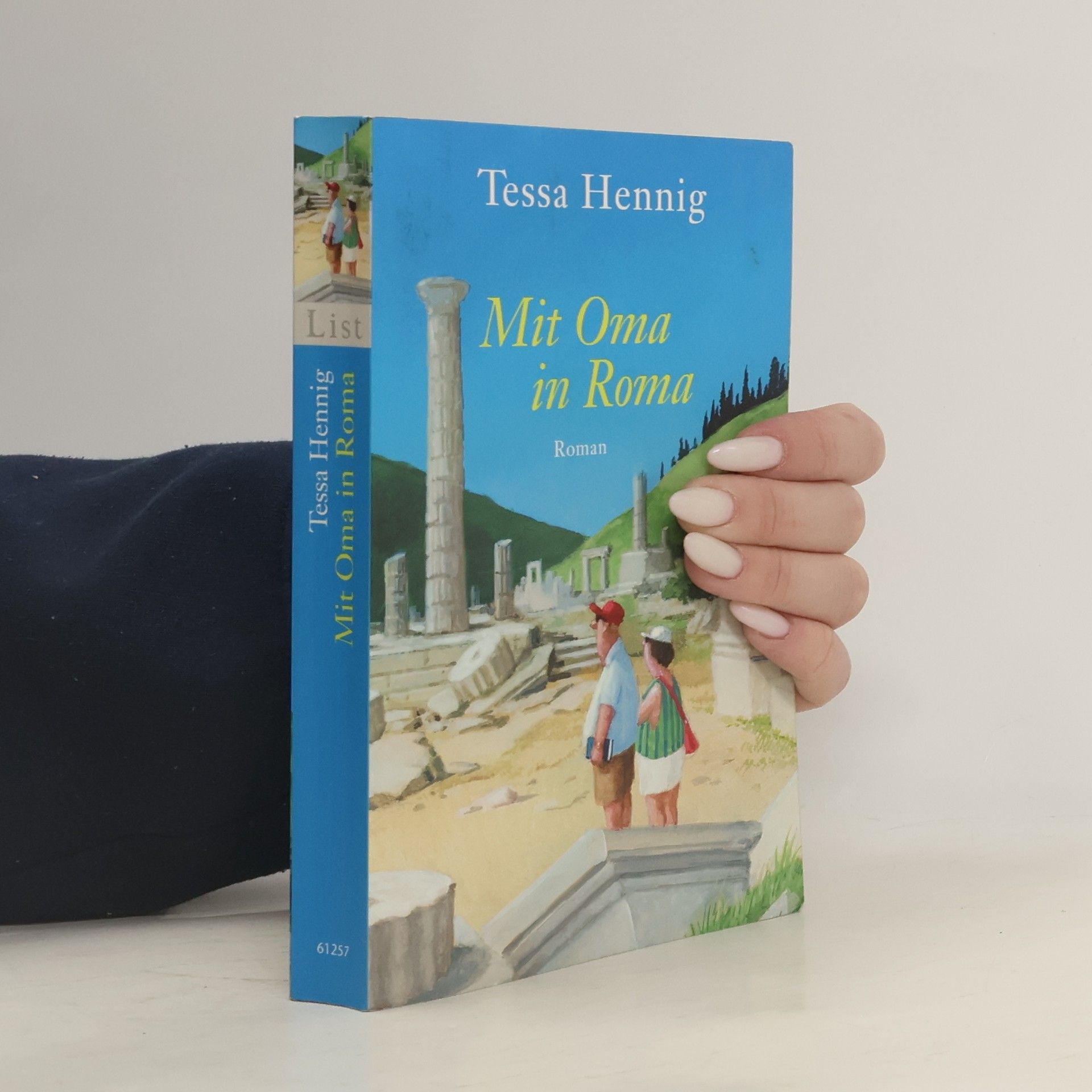 Tessa Hennig Mit Oma in Roma