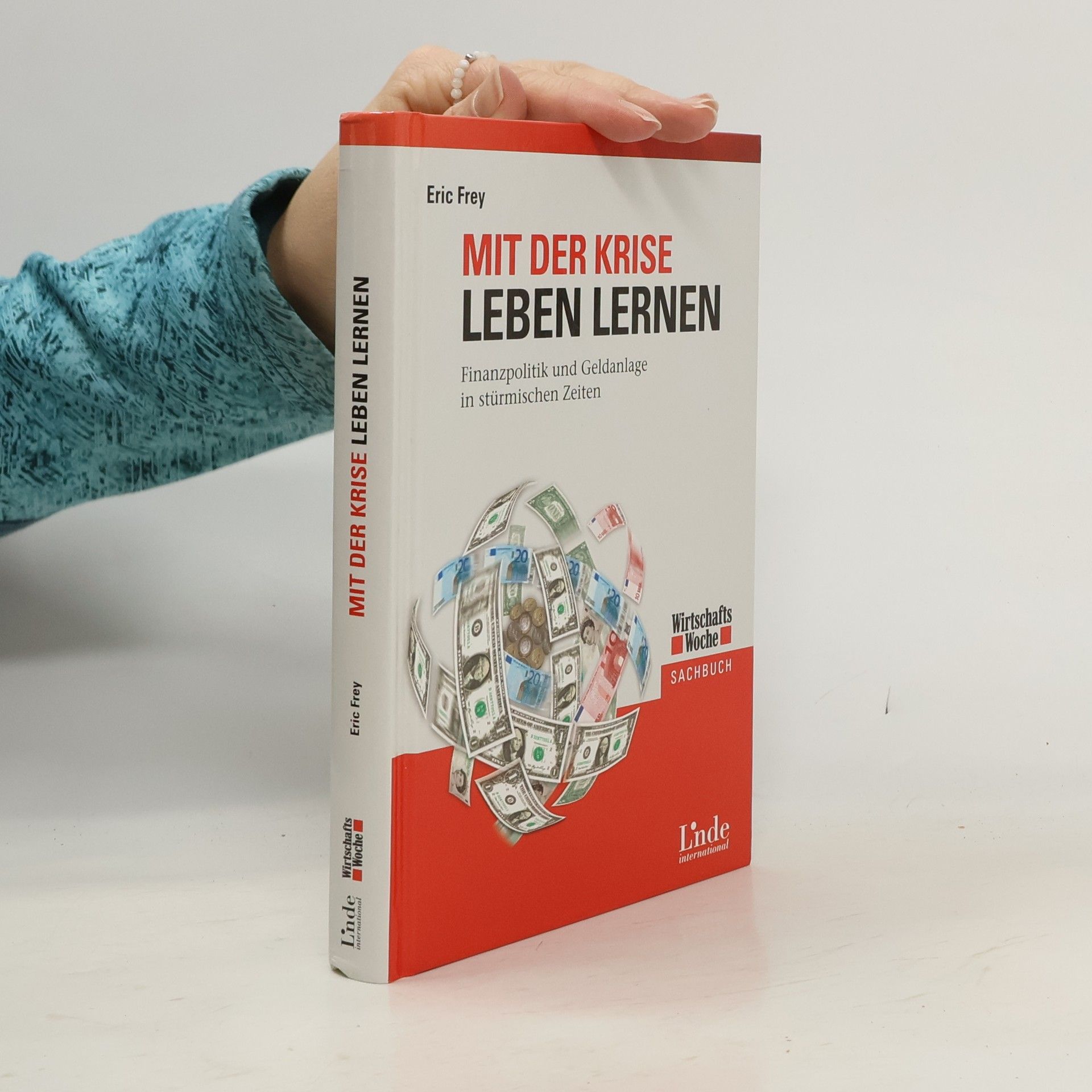 Eric Frey Mit der Krise leben lernen