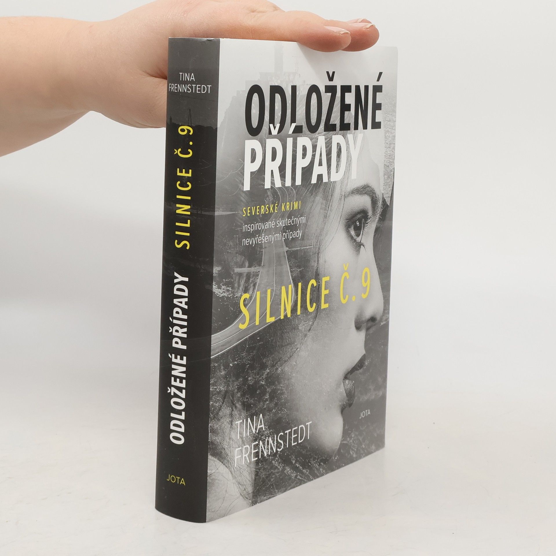 Tina Frennstedt Odložené případy. Silnice č.9