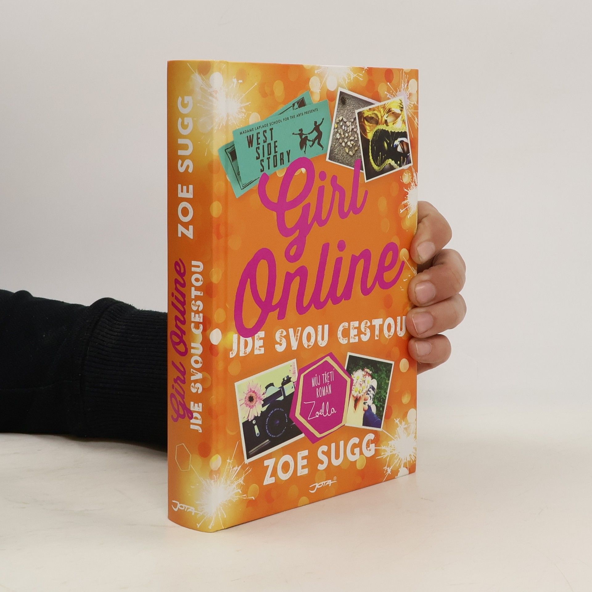 Zoe Sugg Girl Online jde svou cestou