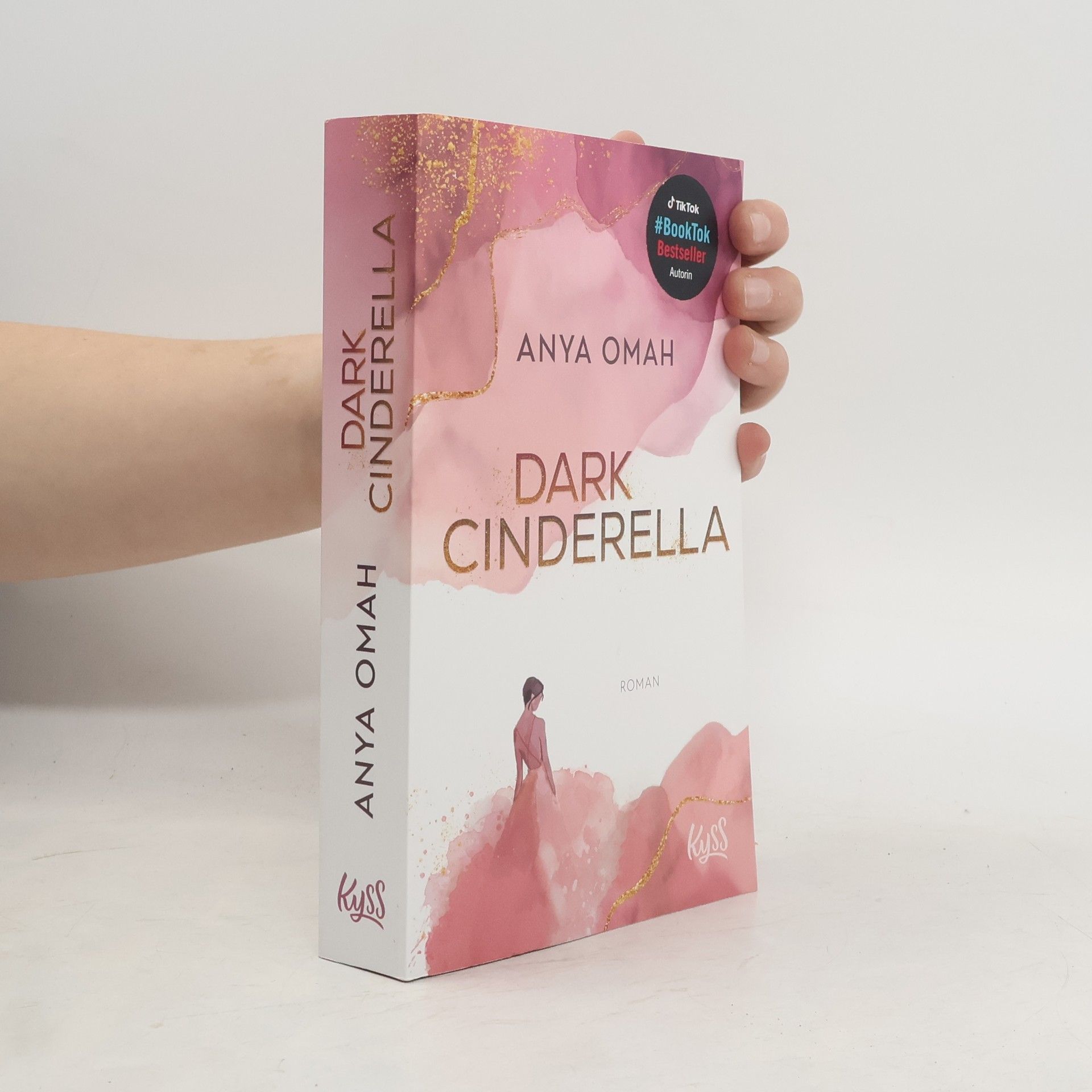 Anya Omah Dark Cinderella