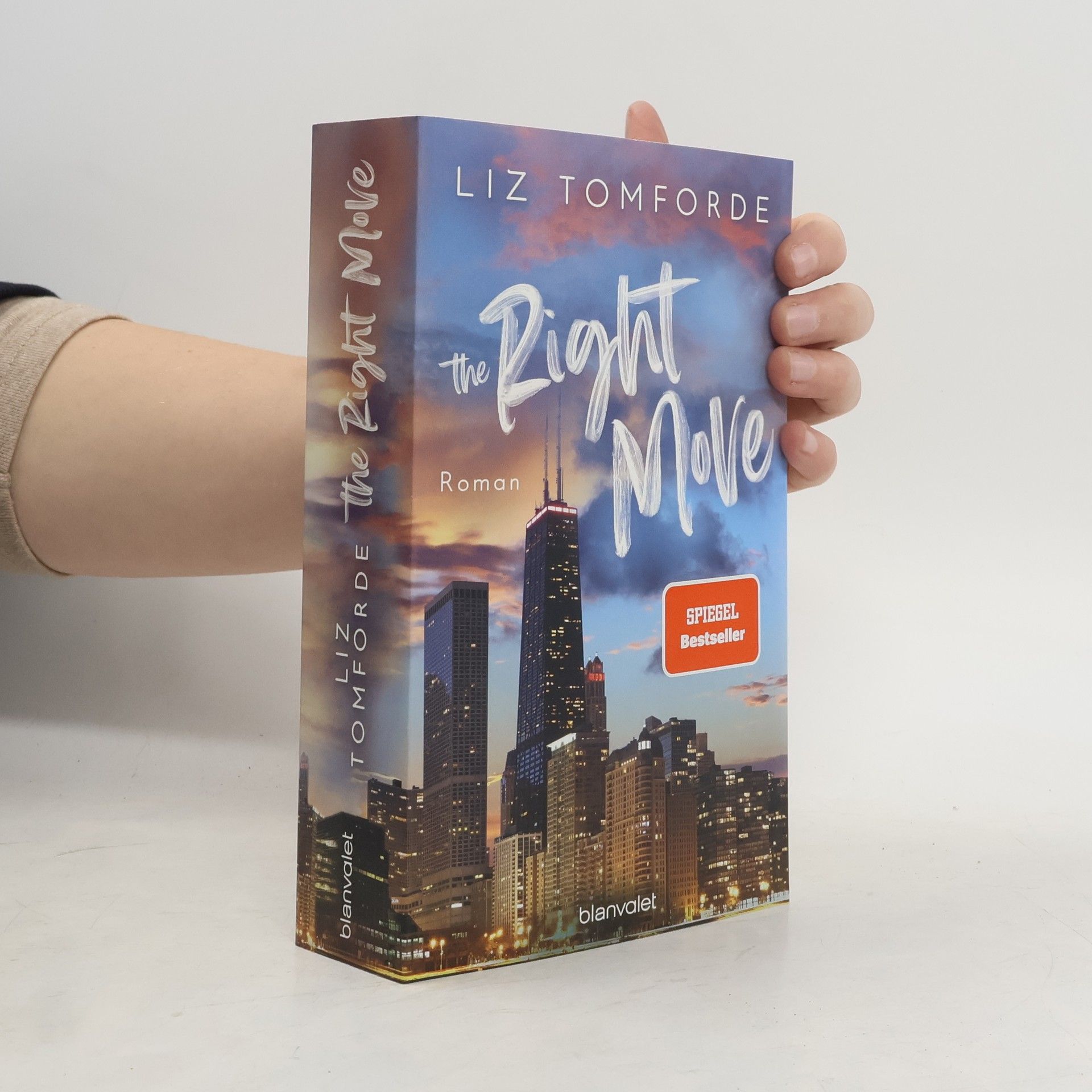 Liz Tomforde The Right Move