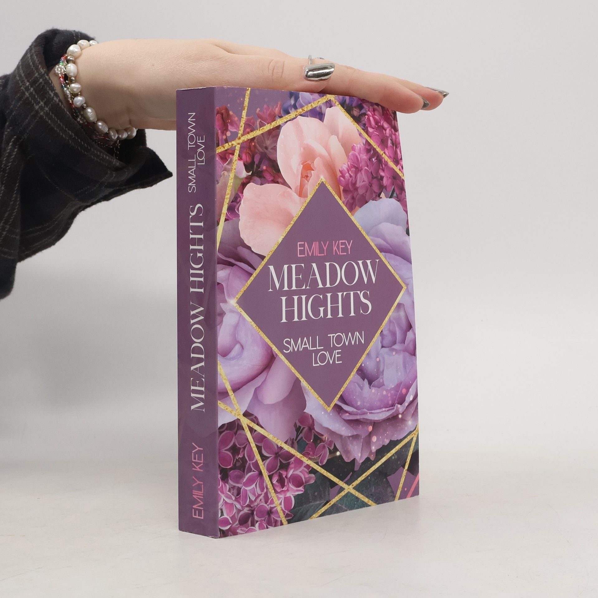 Emily Key Meadow Hights: Small Town Love