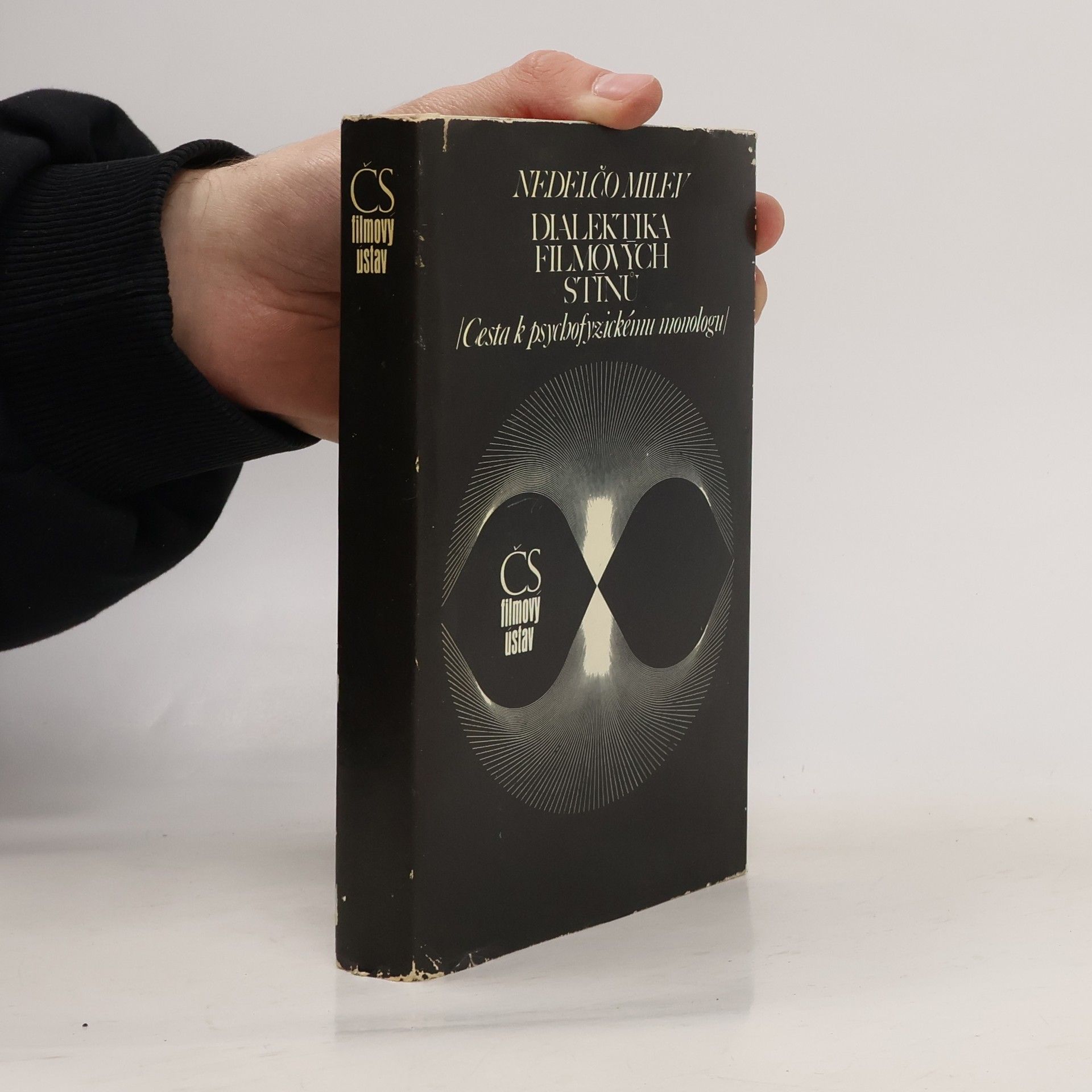 Nedelčo Milev Dialektika filmových stínů