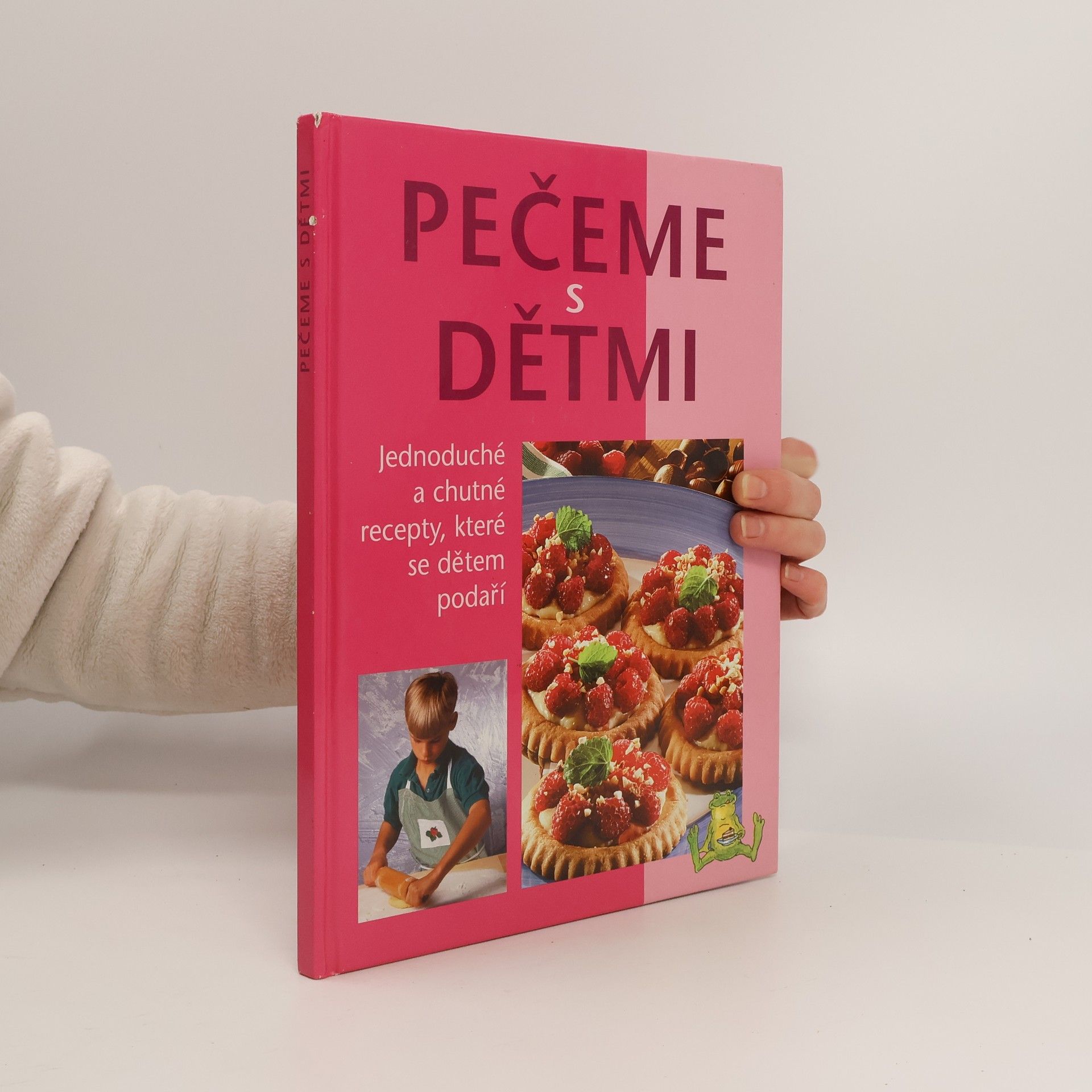 Ivana Mrázková Pečeme s dětmi : jednoduché a chutné recepty, které se dětem podaří