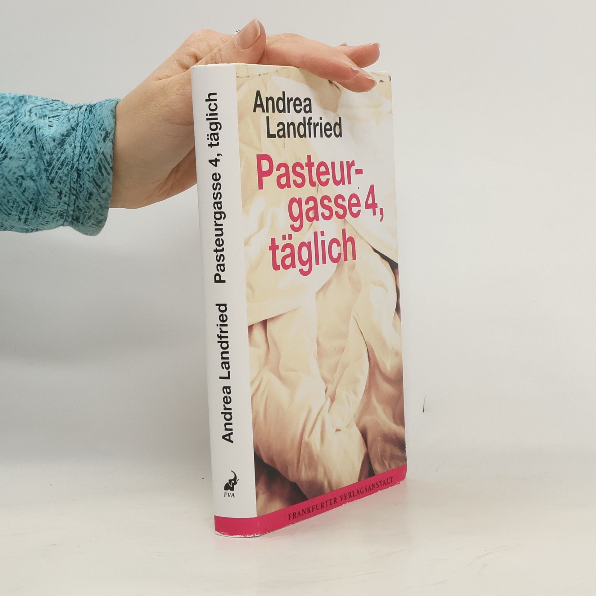 Pasteurgasse 4, täglich