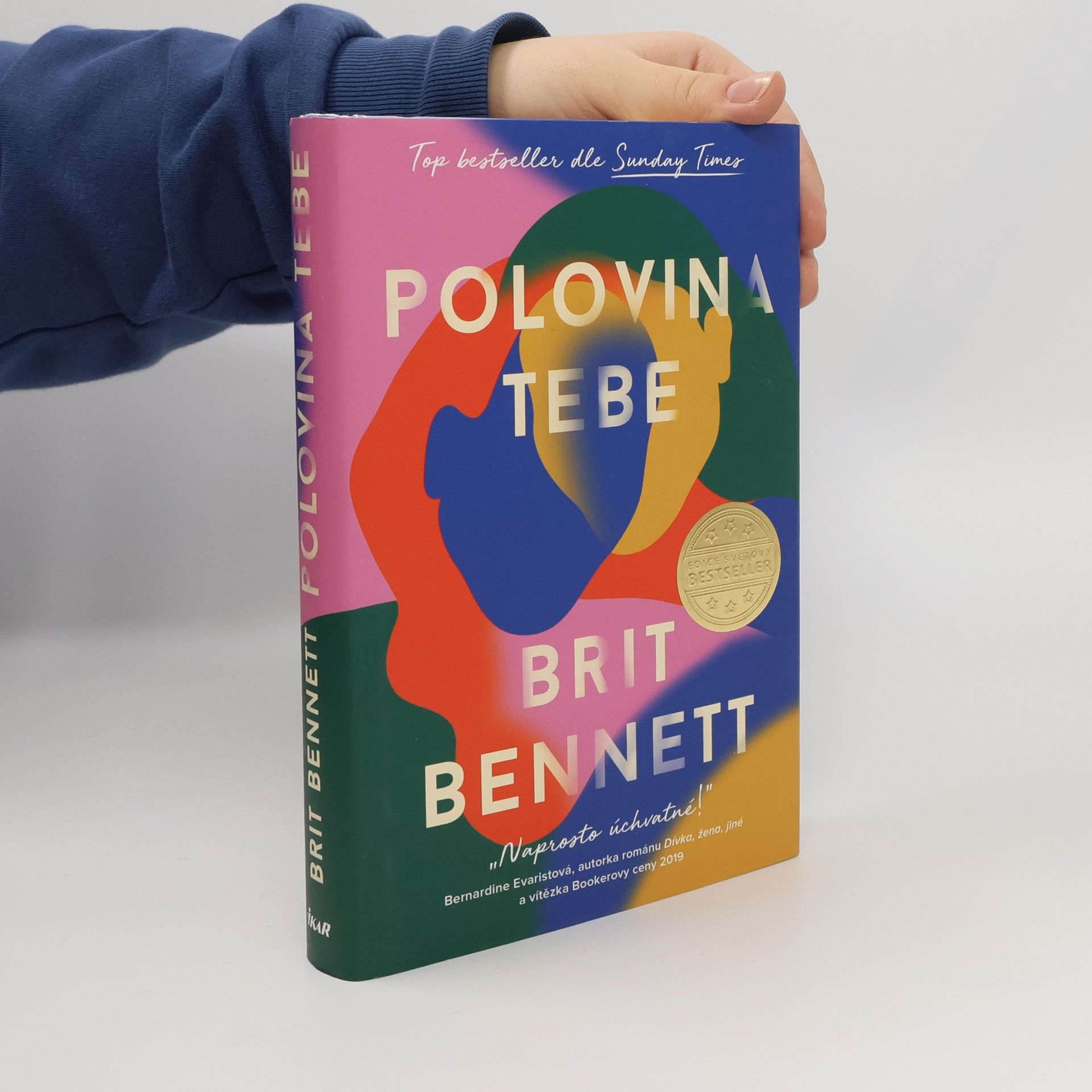 Brit Bennett Polovina tebe