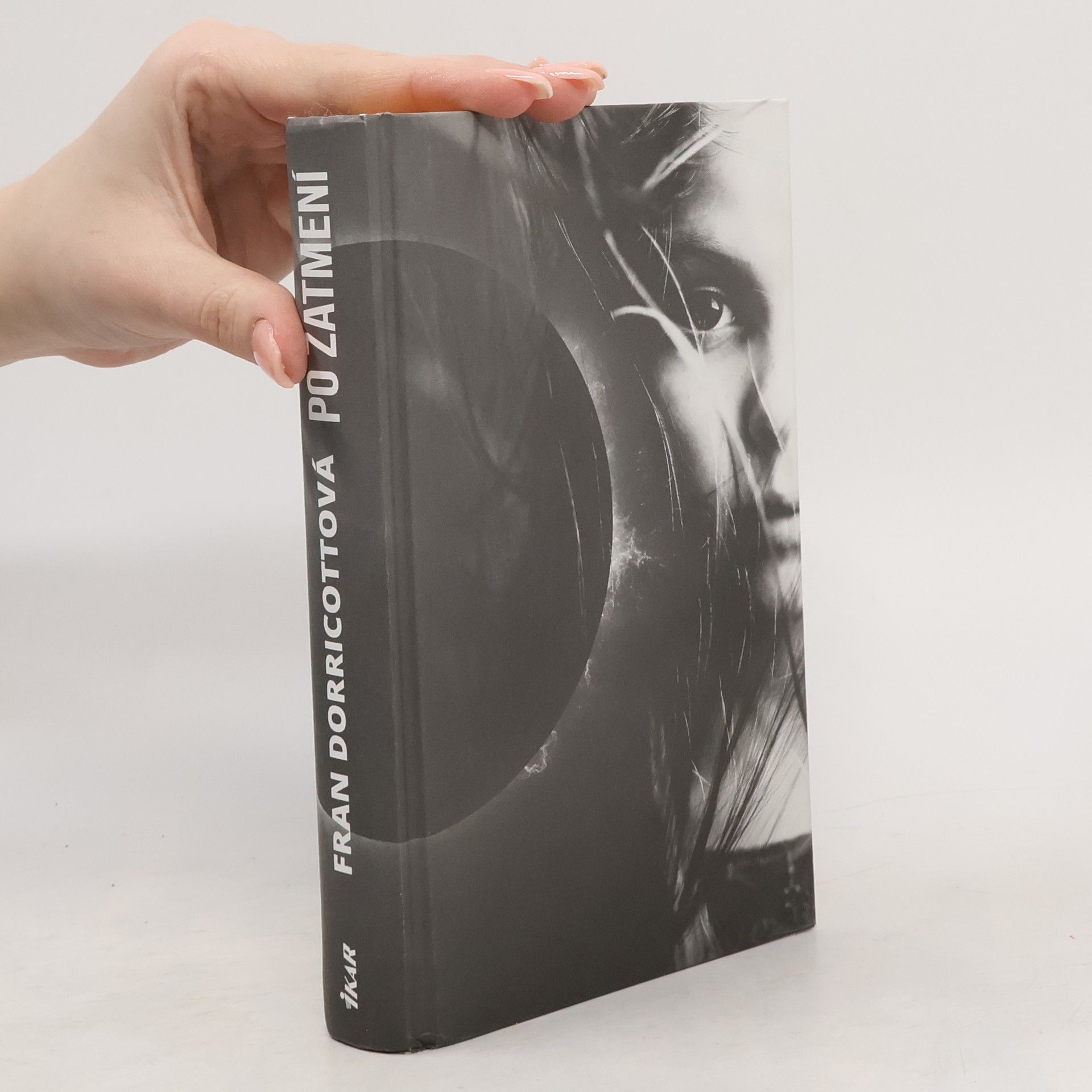 Fran Dorricott Po zatmení