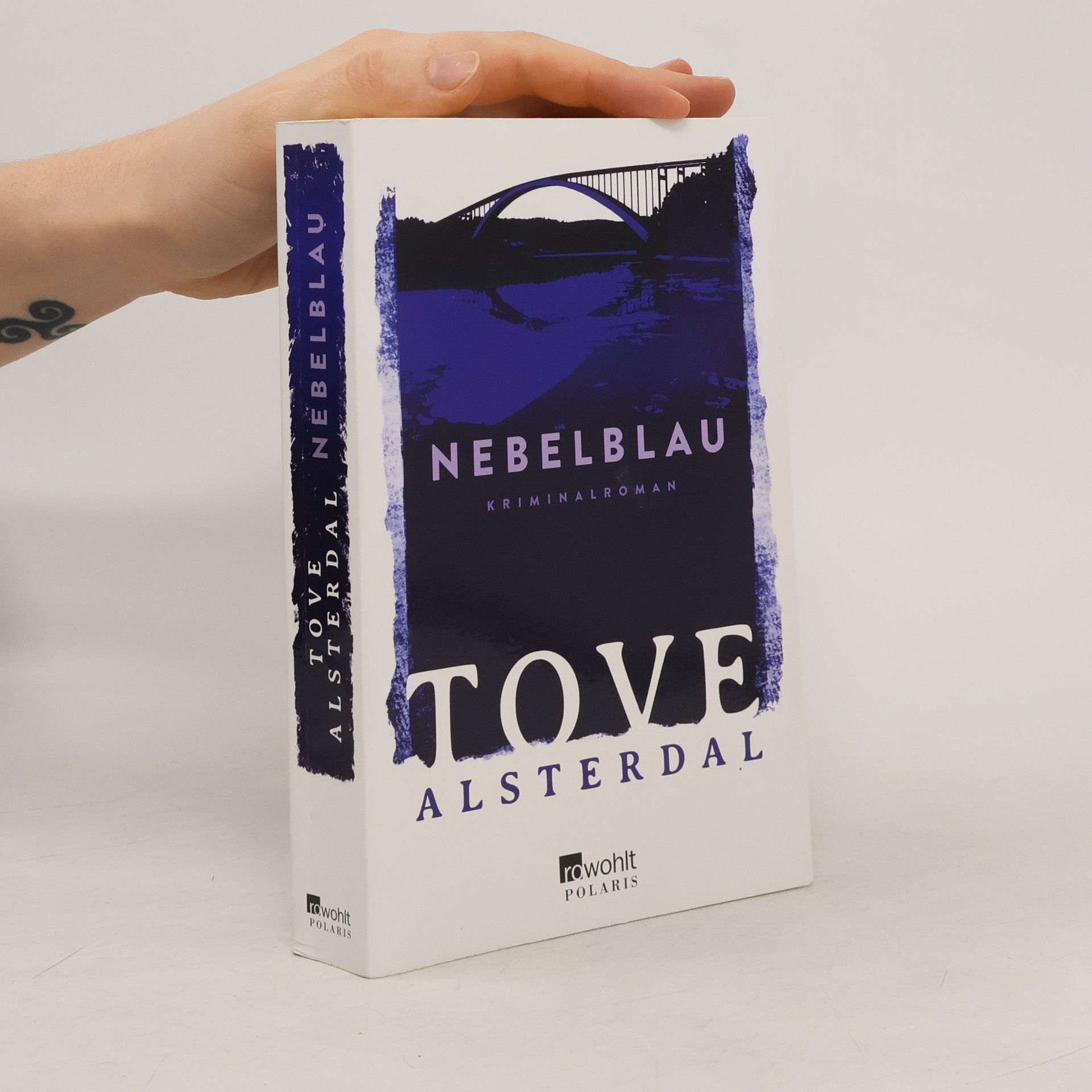 Tove Alsterdal Nebelblau