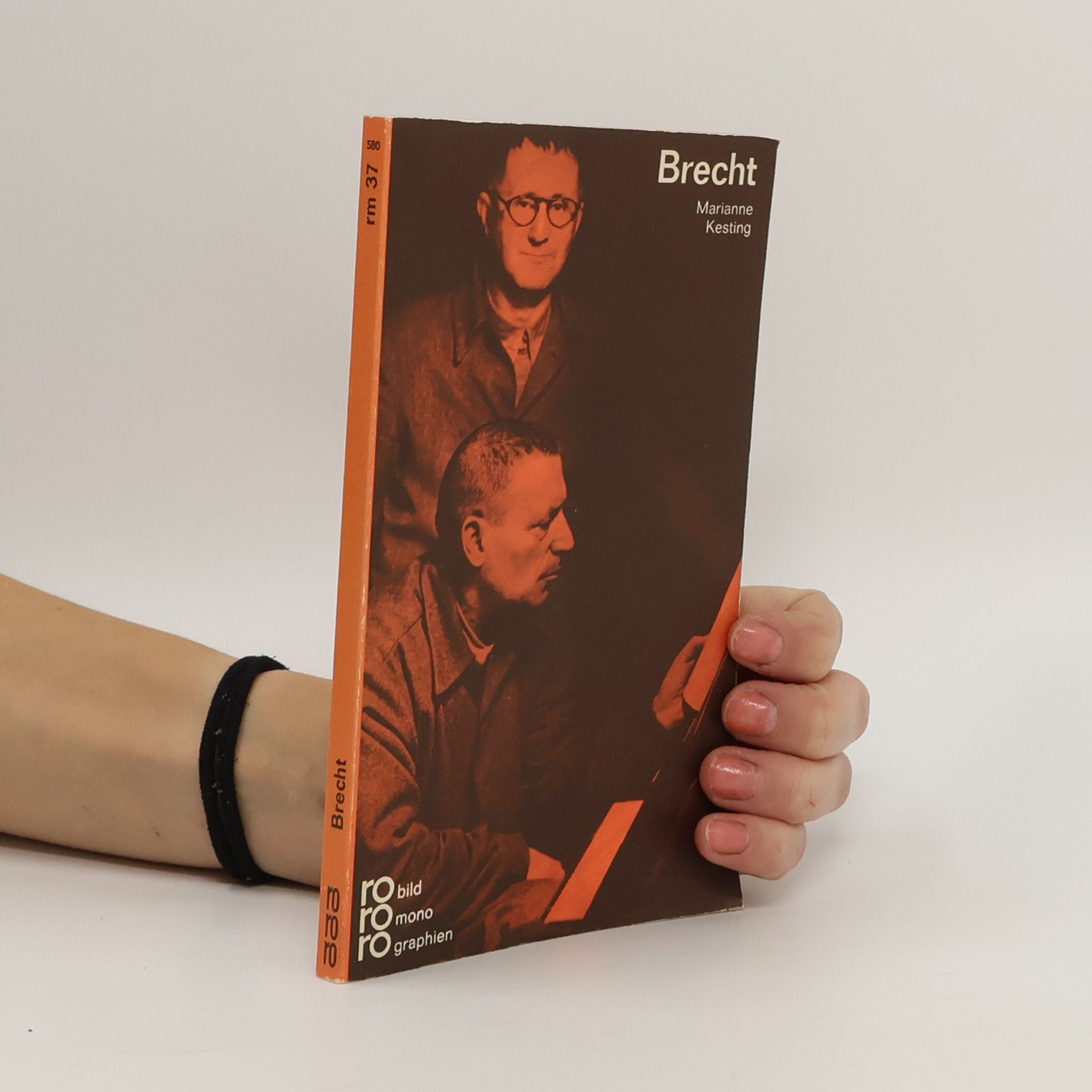 Bertolt Brecht in Selbstzeugnissen und Bilddokumenten